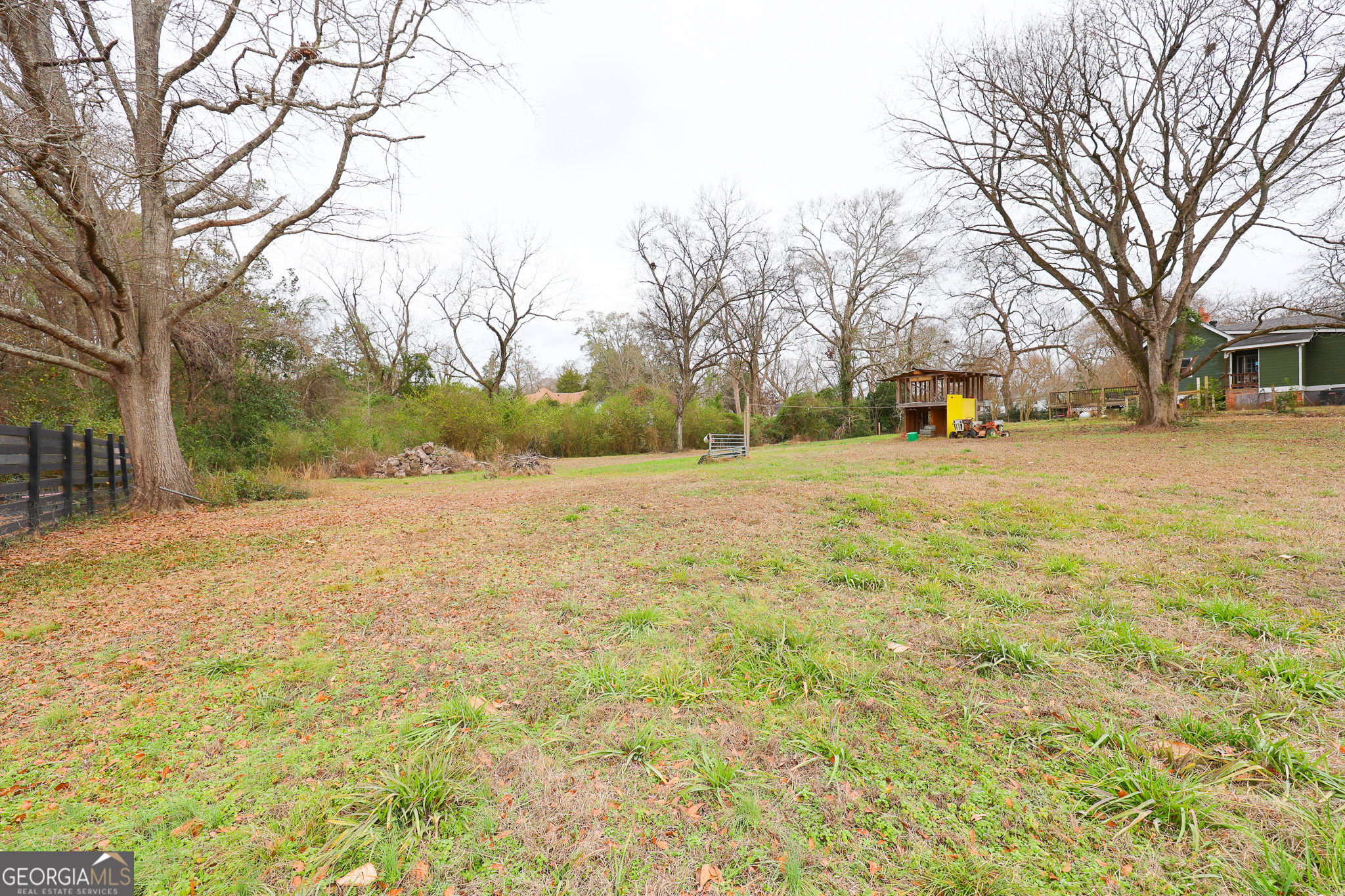 518 W Harris Street Property Photo 5