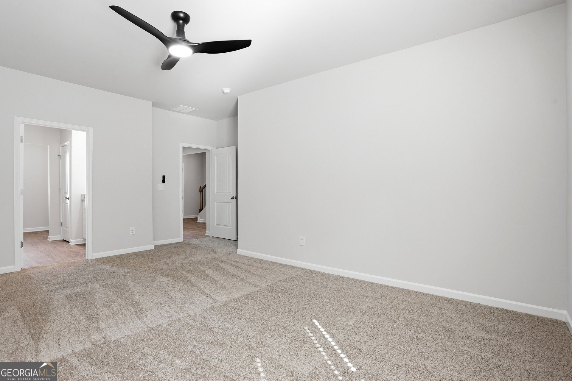 371 Orwell Drive Property Photo 9
