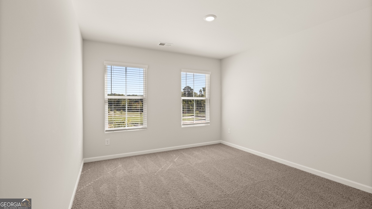 906 Stow Lane Property Photo 29