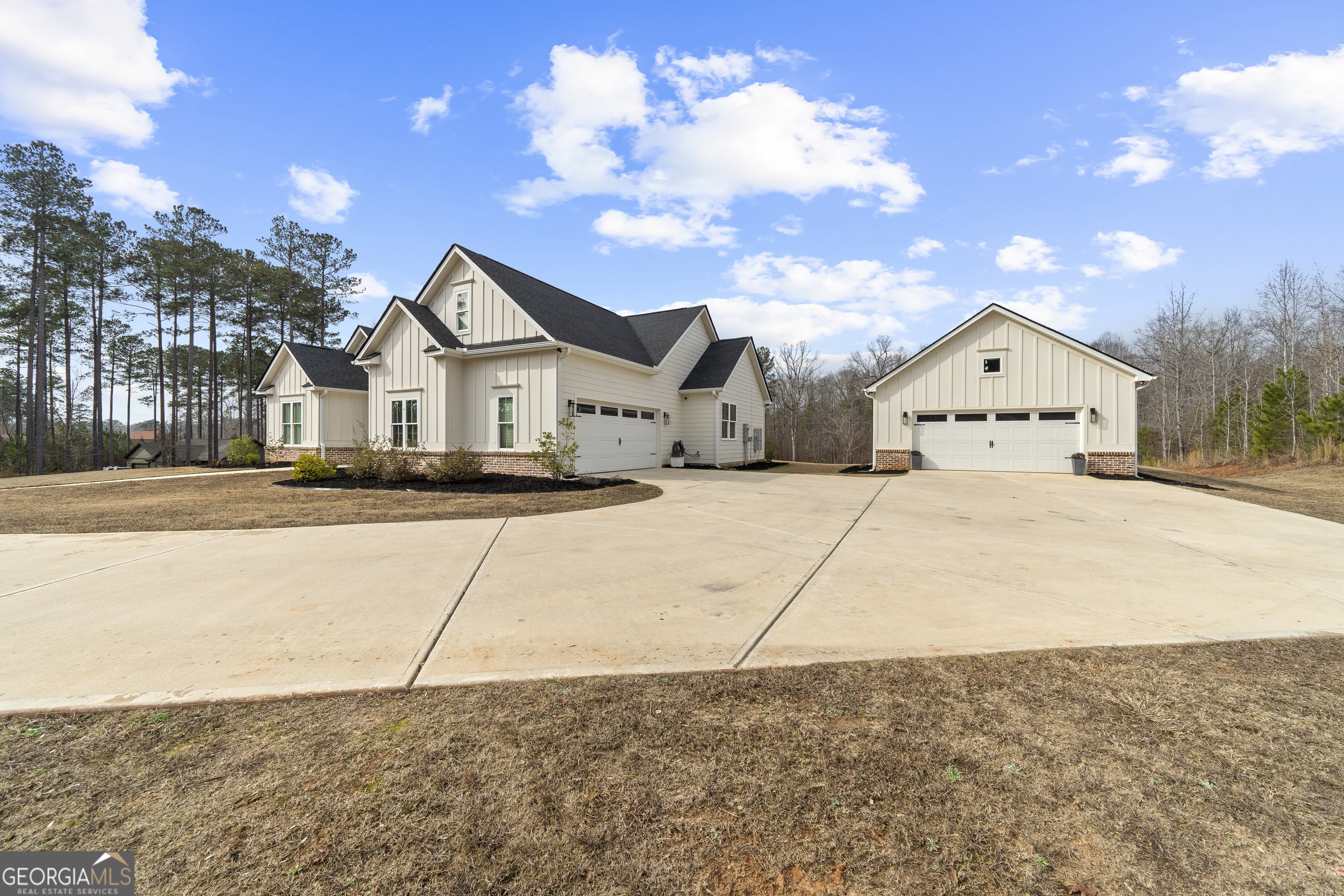 104 Oakline Court Property Photo 40