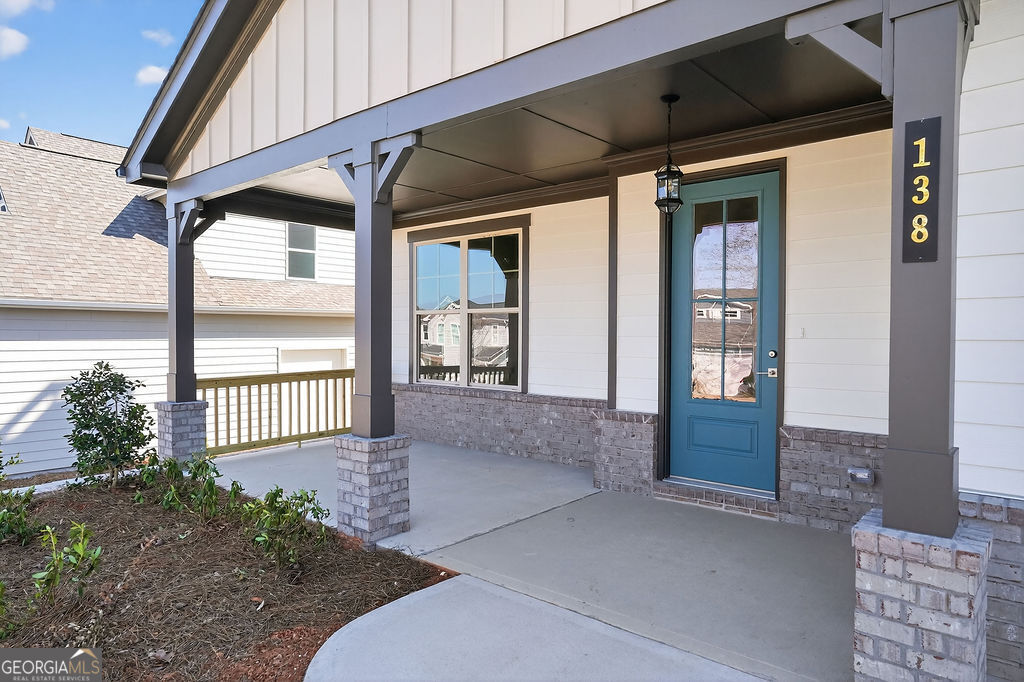 138 Classic Overlook Property Photo 4