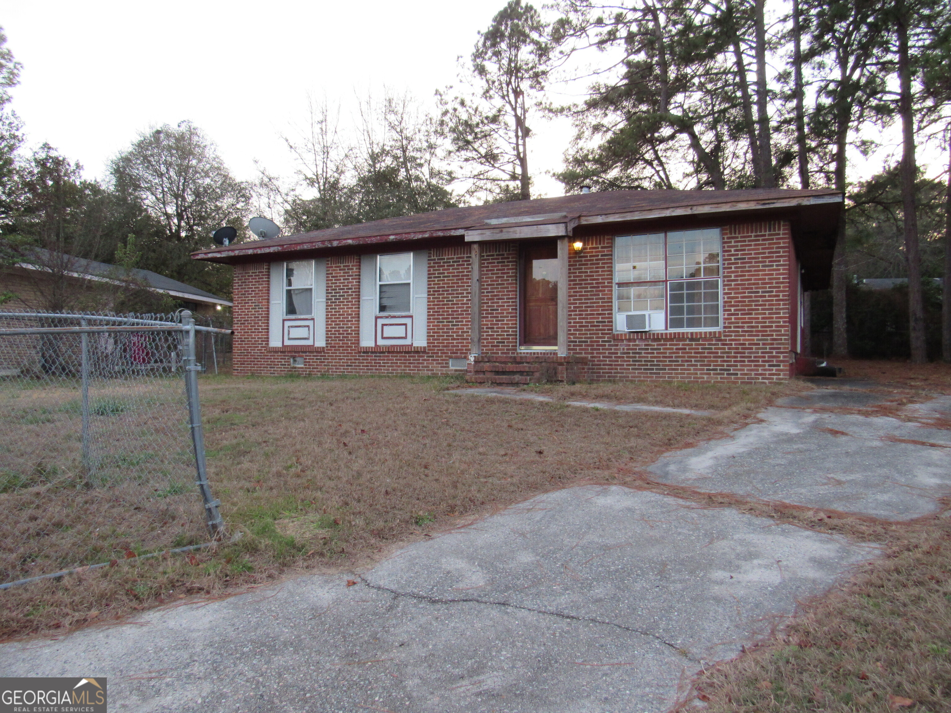 3426 Lancing Court Property Photo 3