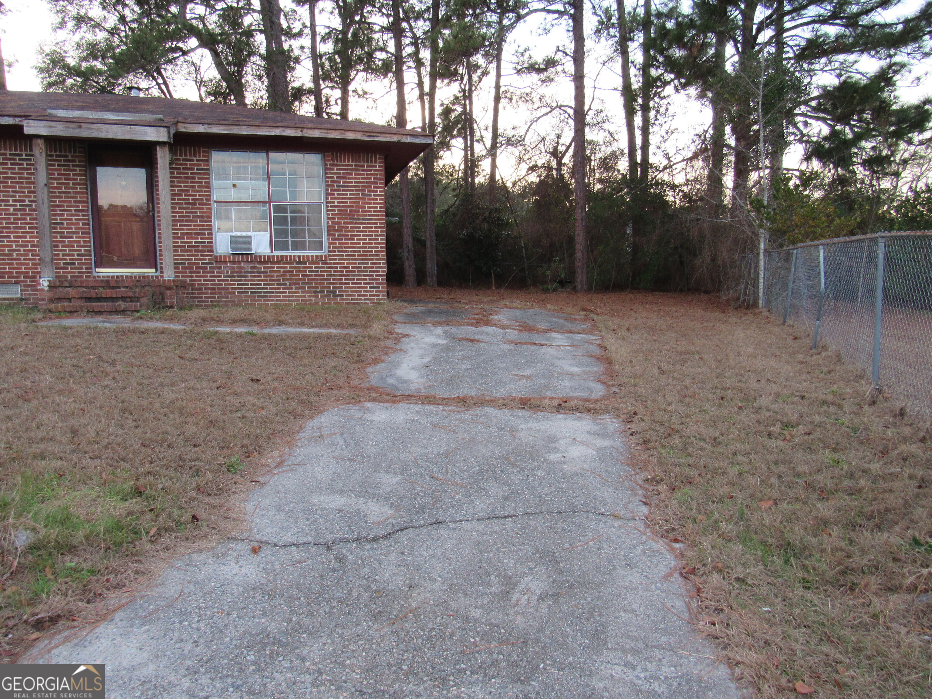 3426 Lancing Court Property Photo 7