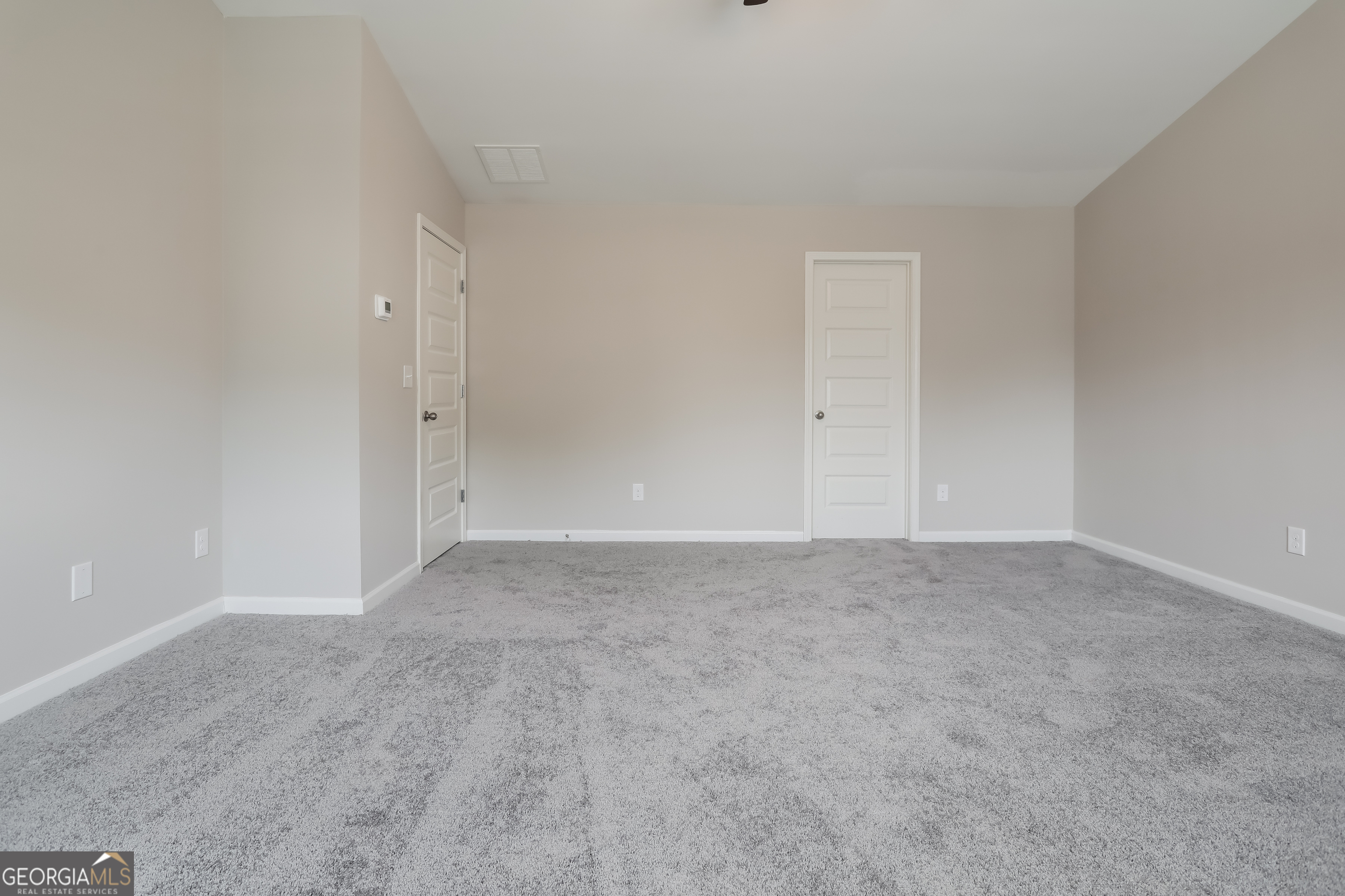 2301 Foxy Drive Property Photo 3