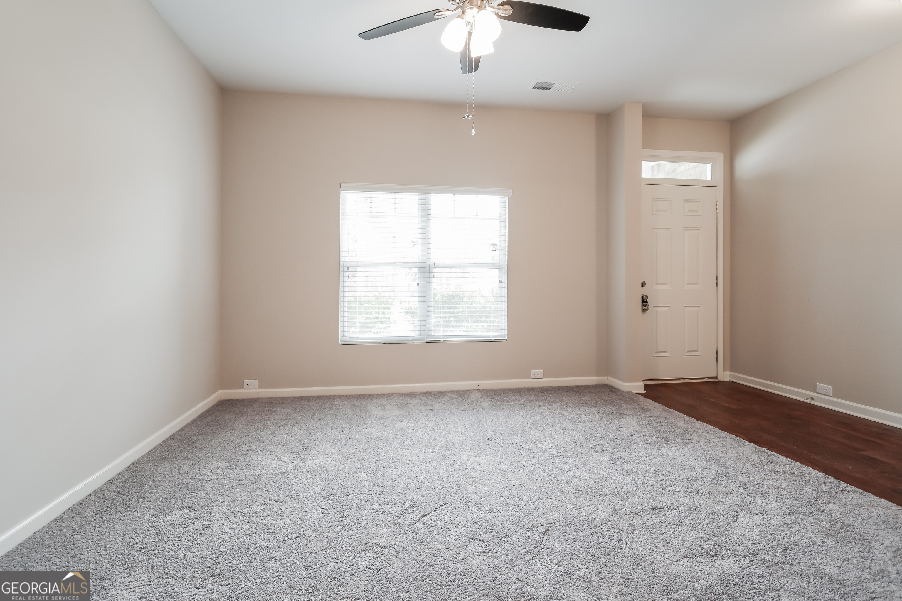 2301 Foxy Drive Property Photo 7