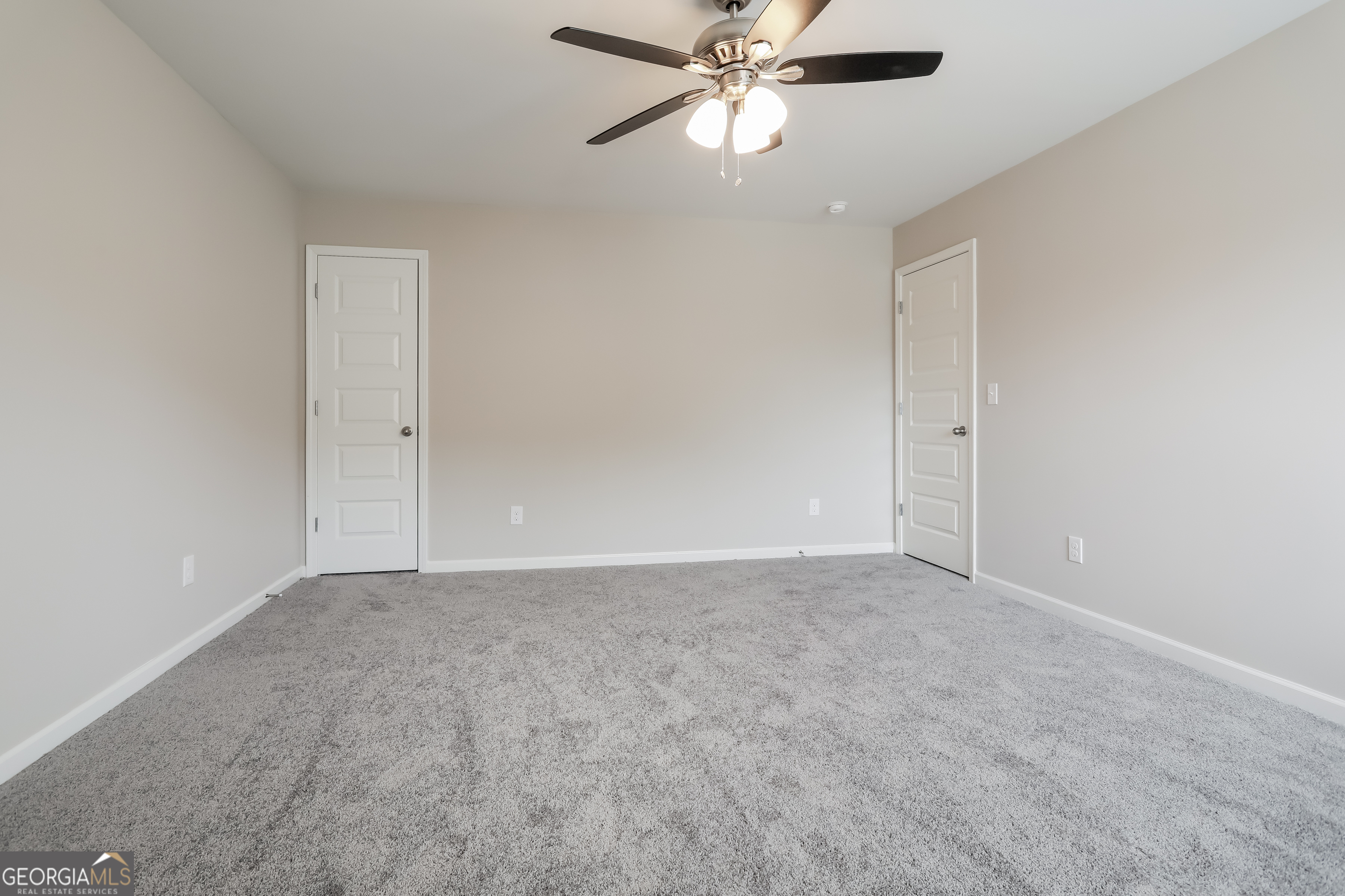 2301 Foxy Drive Property Photo 10