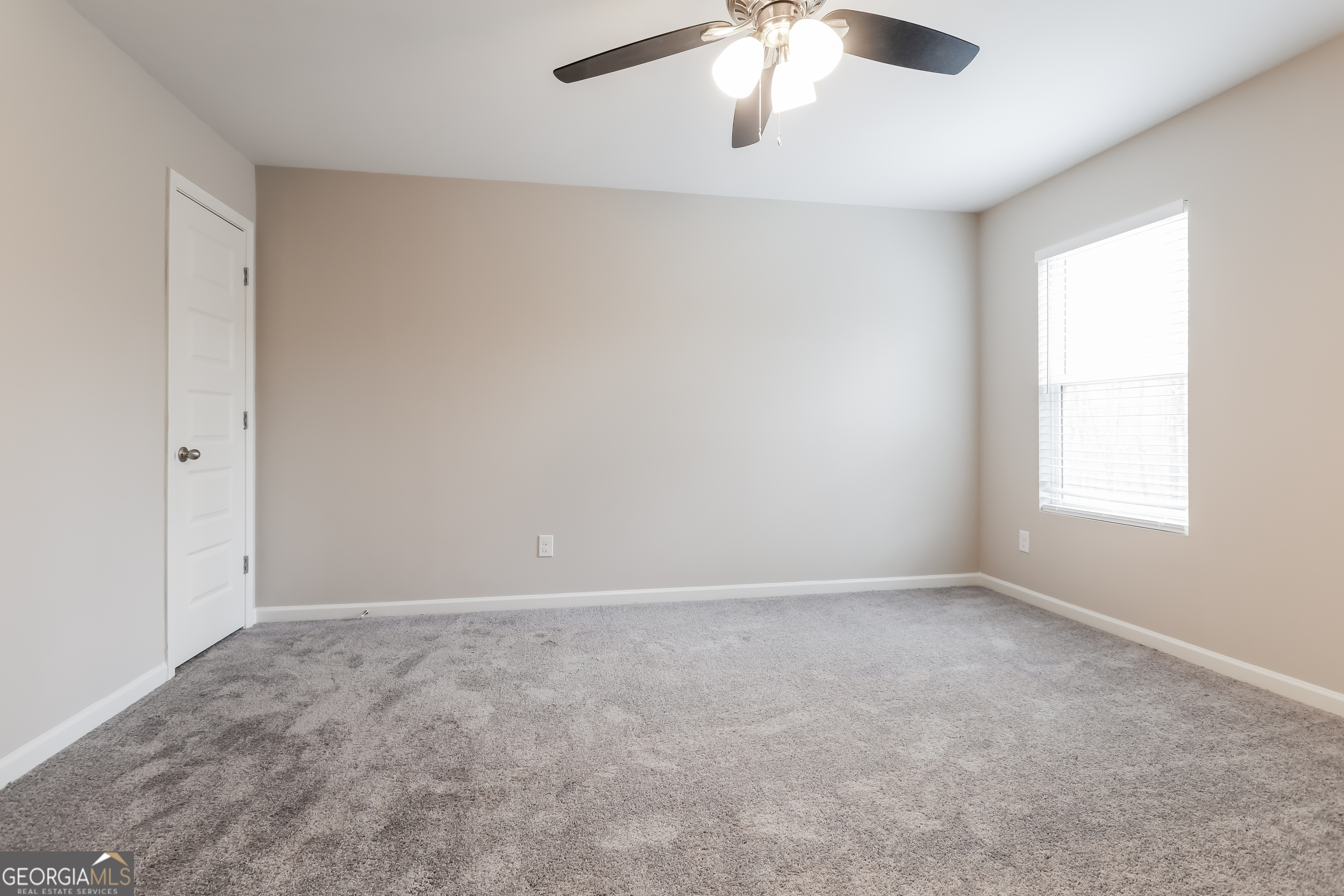 2301 Foxy Drive Property Photo 11