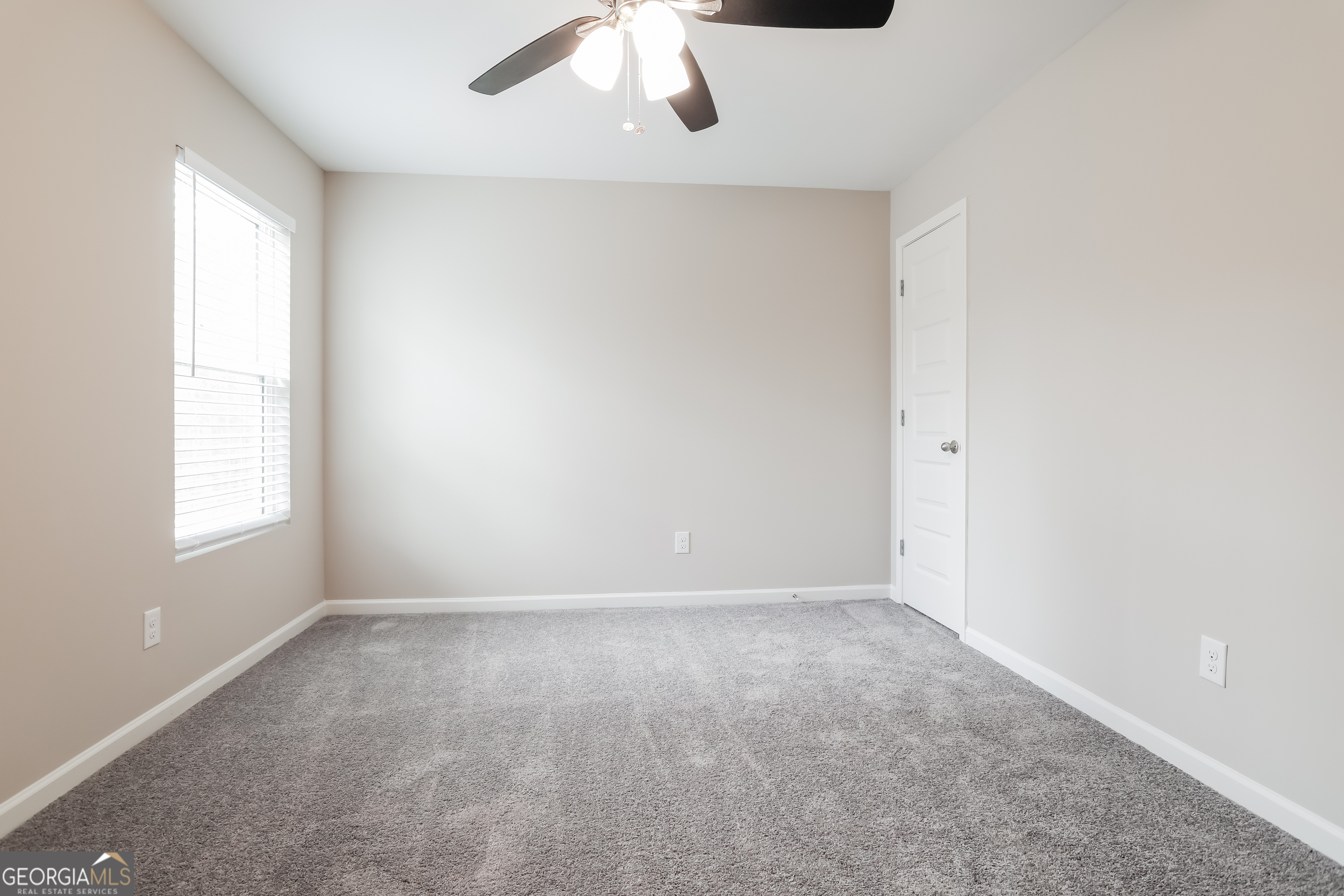 2301 Foxy Drive Property Photo 12