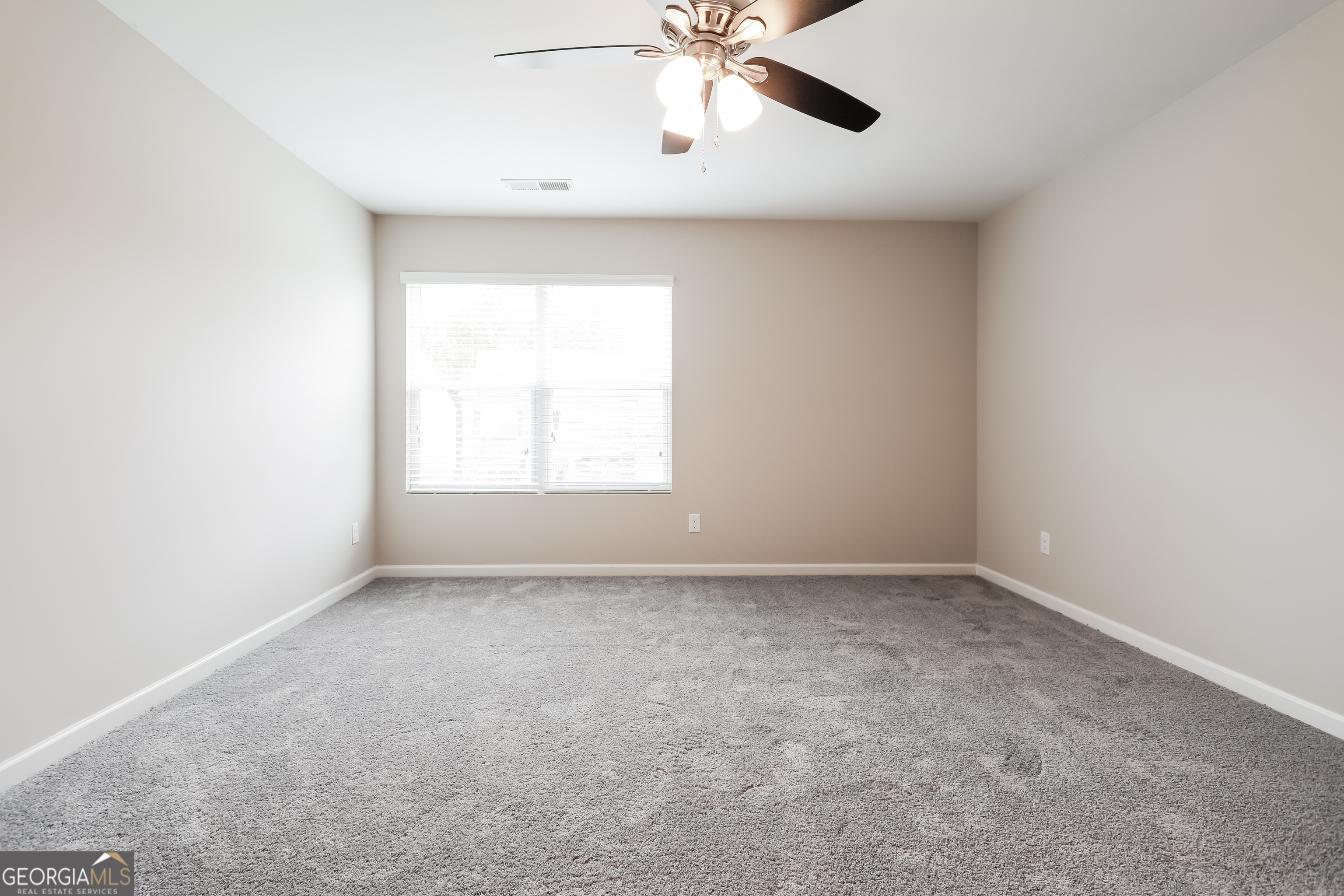 2301 Foxy Drive Property Photo 13