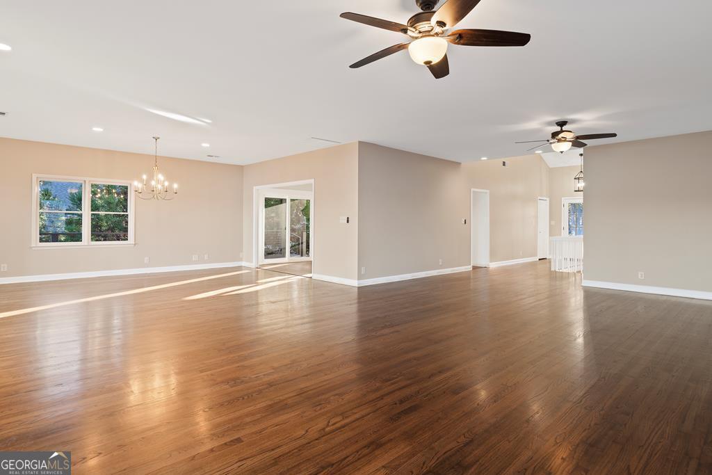 211 Lakecrest Drive Ne Property Photo 23
