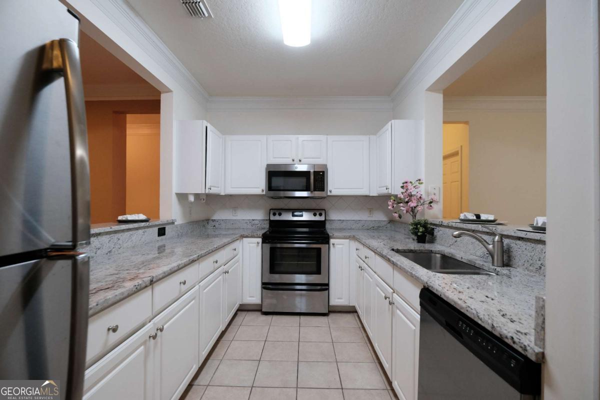 4007 Westchester Ridge Ne Property Photo 2