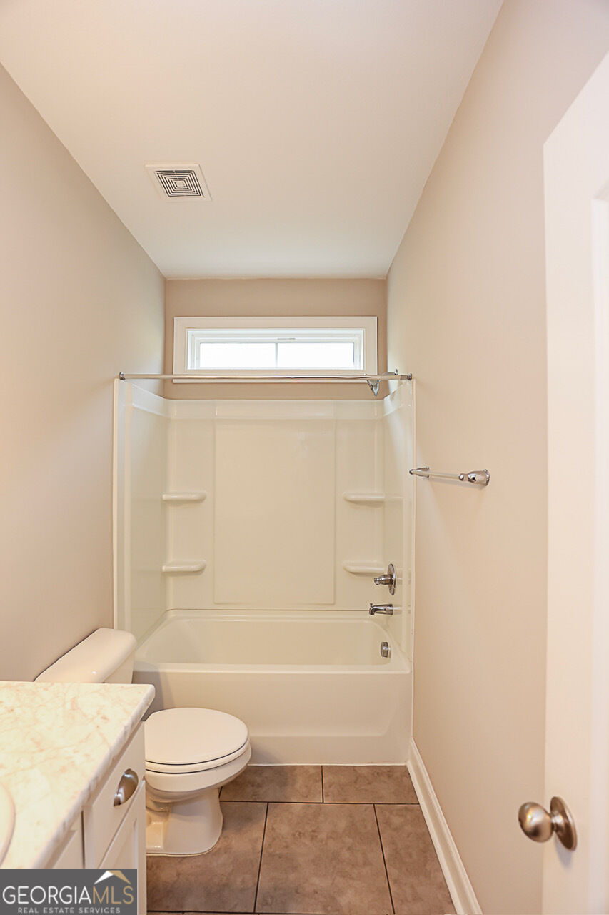 124 Annie Drive Property Photo 3