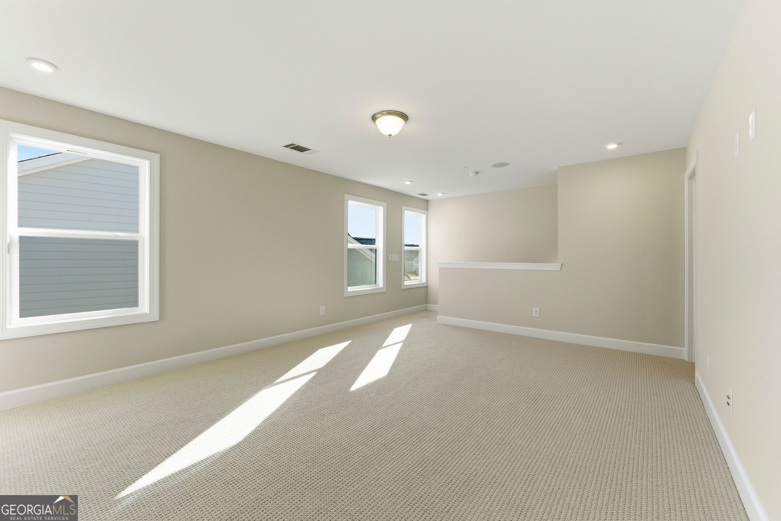 28 Florence Lane Property Photo 20