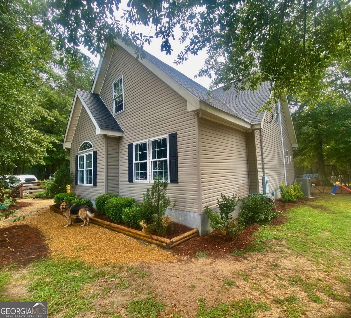 290 Poplar Creek Road Property Photo 13