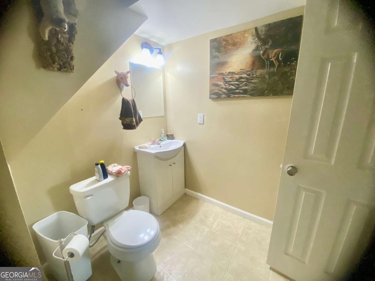 290 Poplar Creek Road Property Photo 33