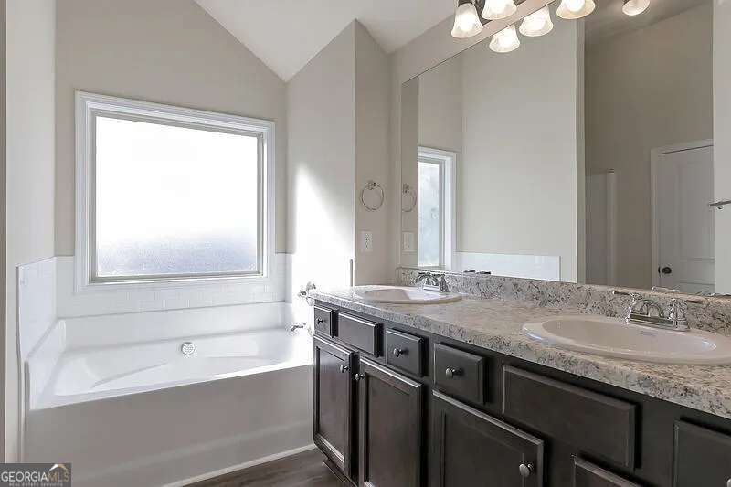 2454 Walker Drive Property Photo 10