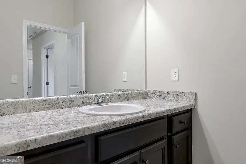 2454 Walker Drive Property Photo 12