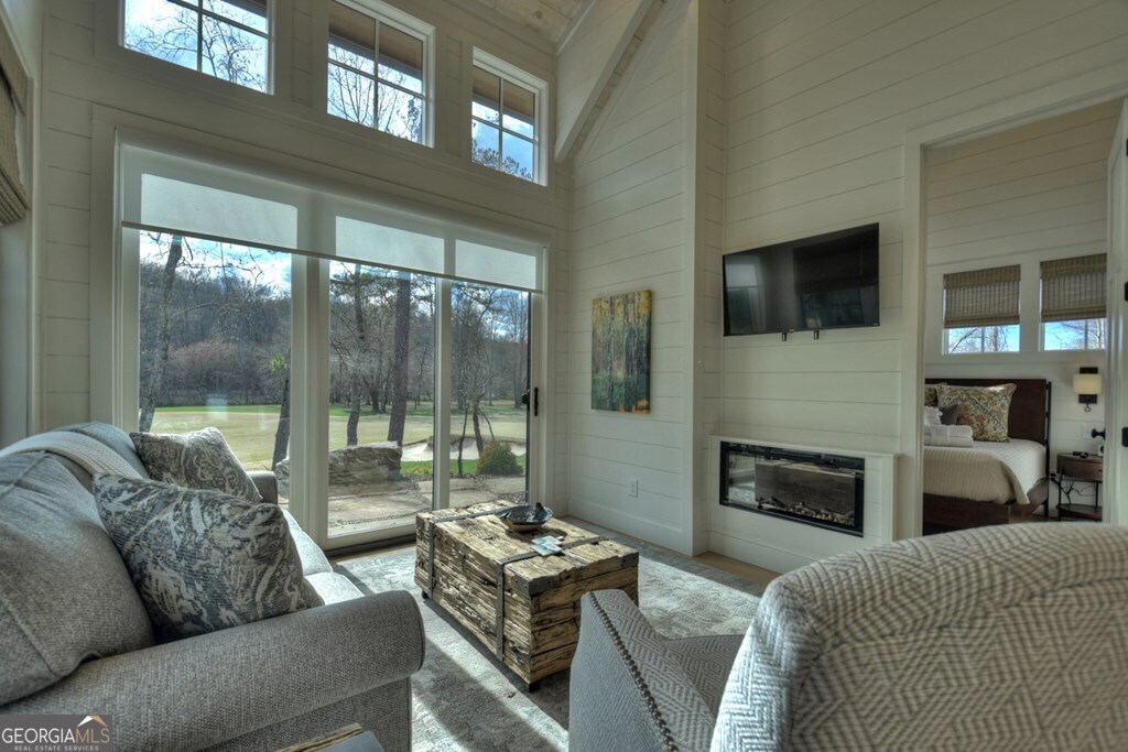 400 Old Toccoa Farm Loop Property Photo 4