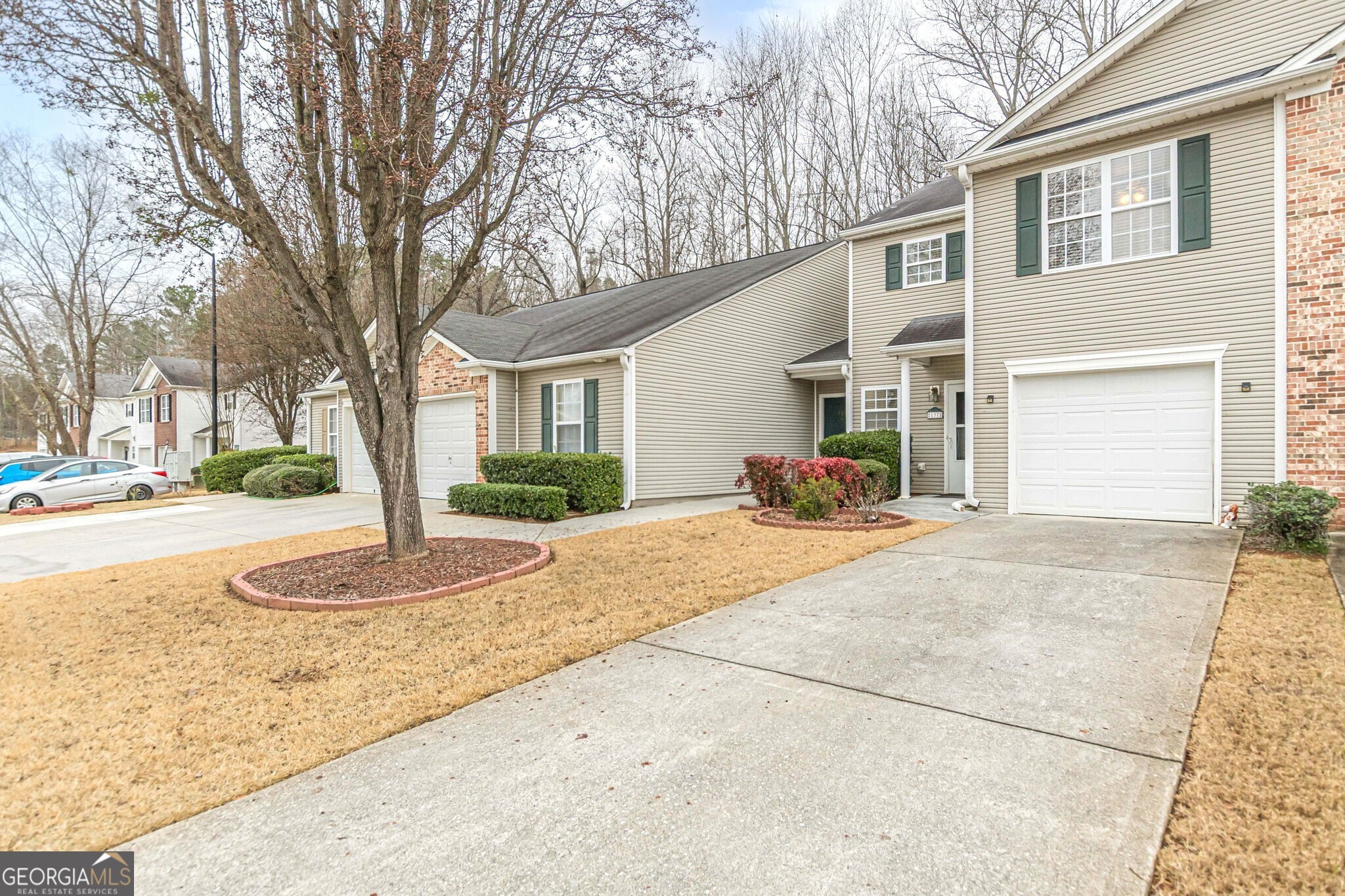 137 Venture Path Property Photo 1