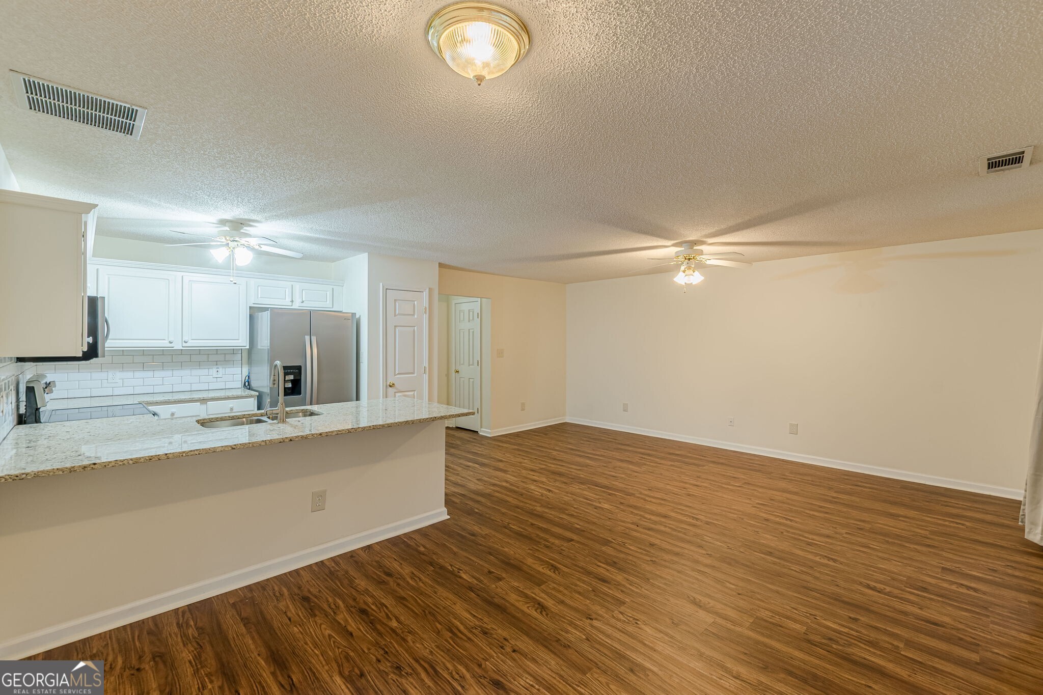 137 Venture Path Property Photo 10