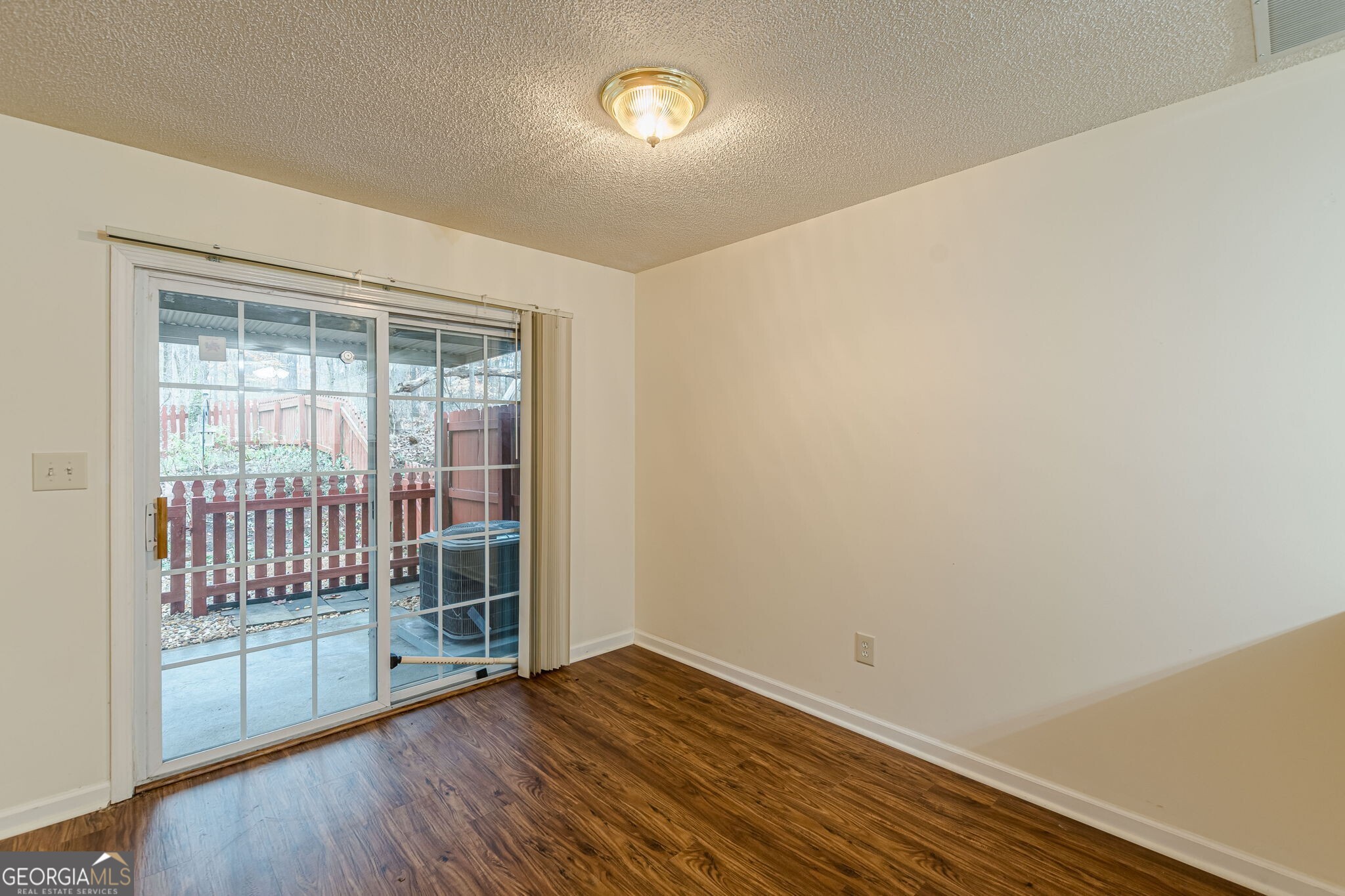 137 Venture Path Property Photo 12