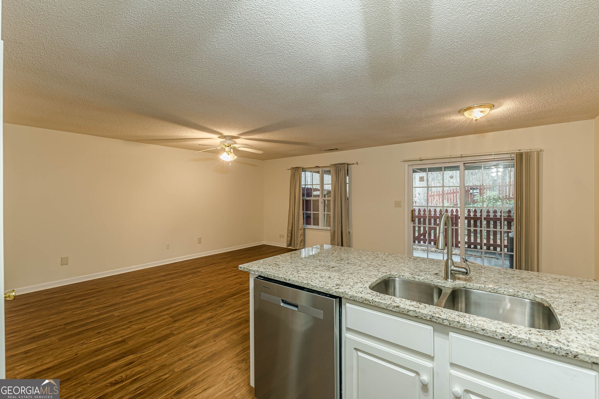 137 Venture Path Property Photo 18