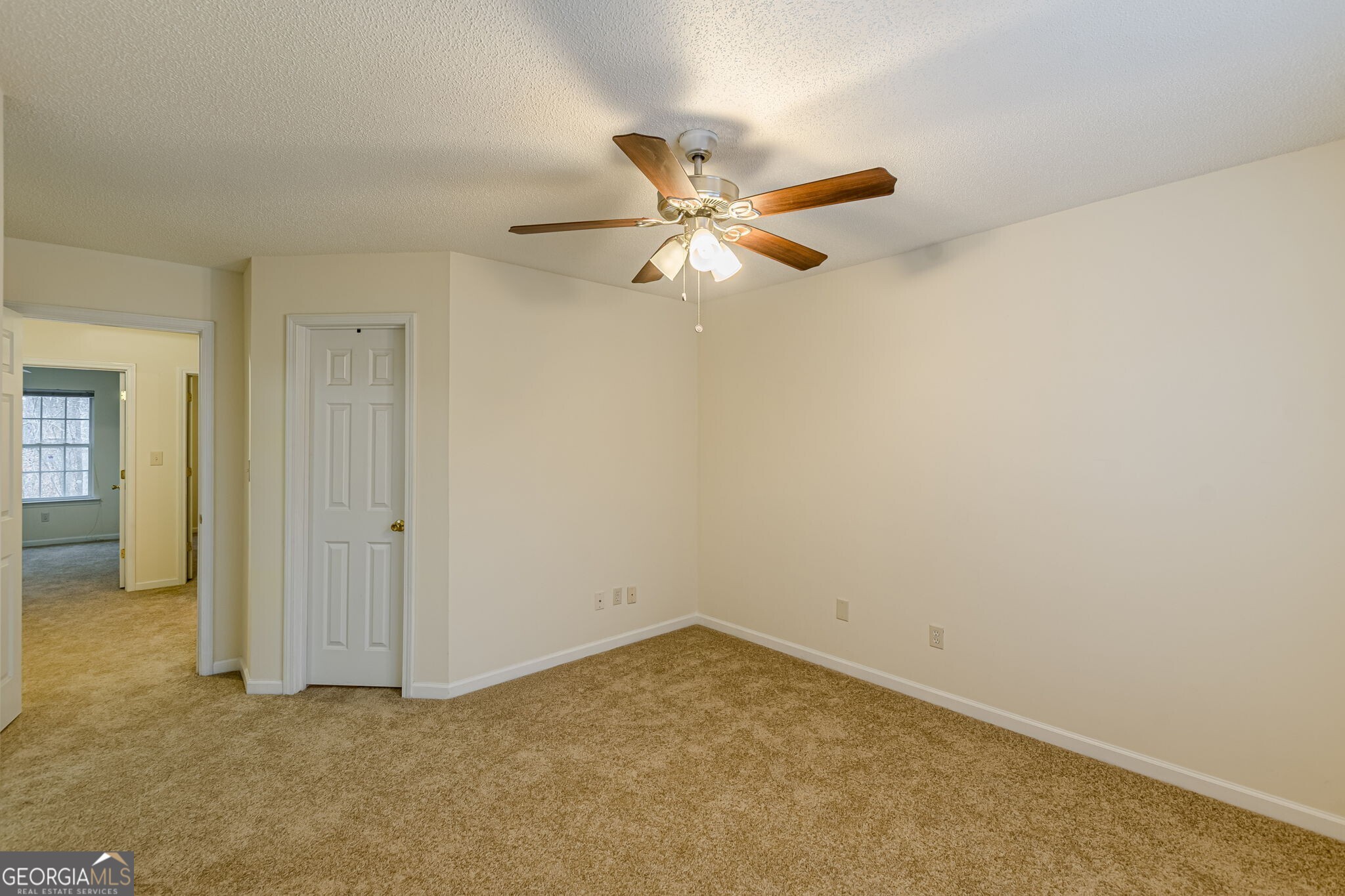 137 Venture Path Property Photo 23