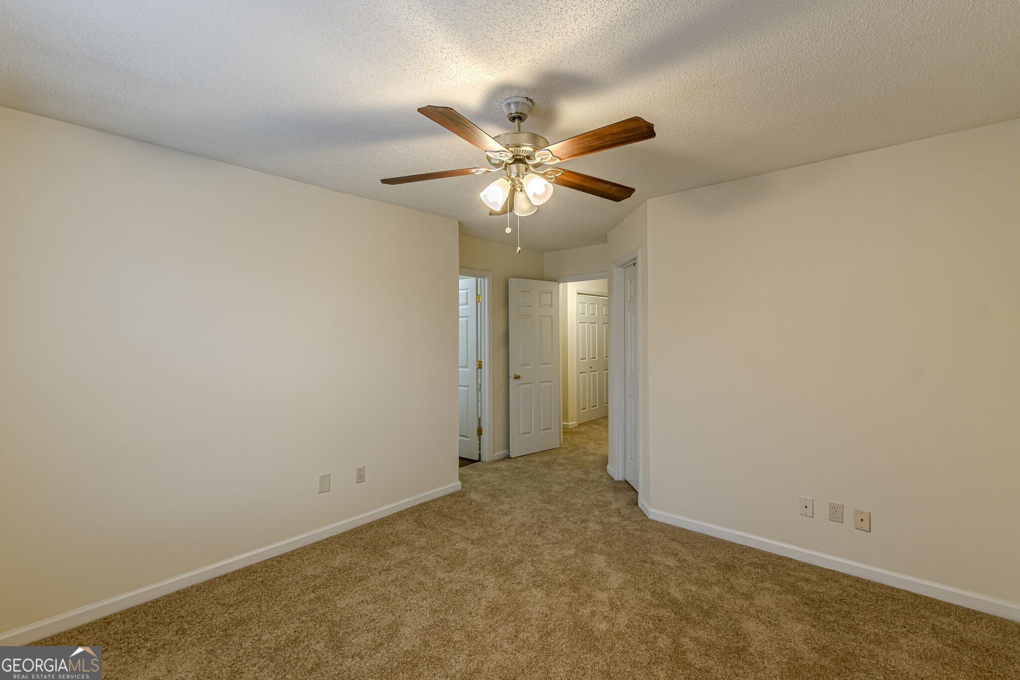 137 Venture Path Property Photo 24