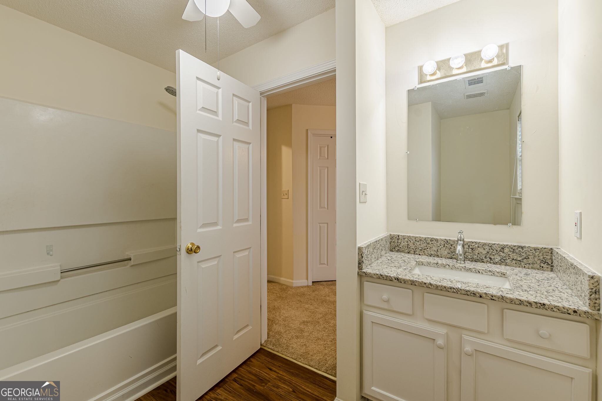 137 Venture Path Property Photo 29