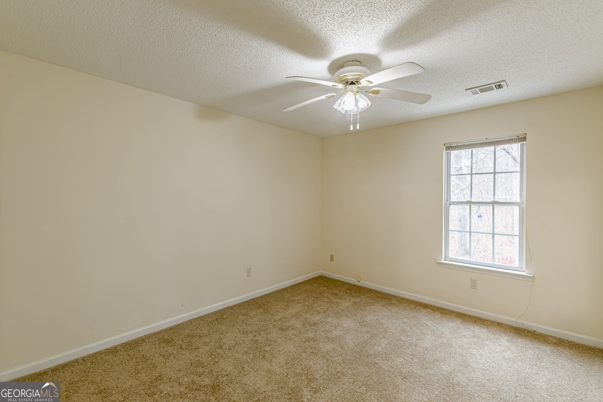 137 Venture Path Property Photo 39