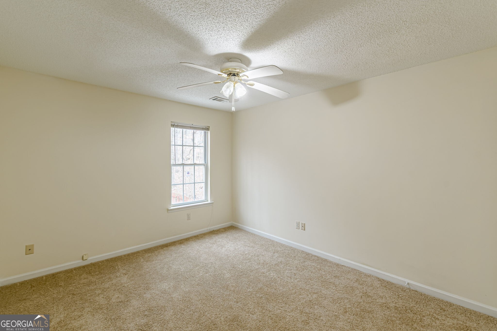 137 Venture Path Property Photo 40