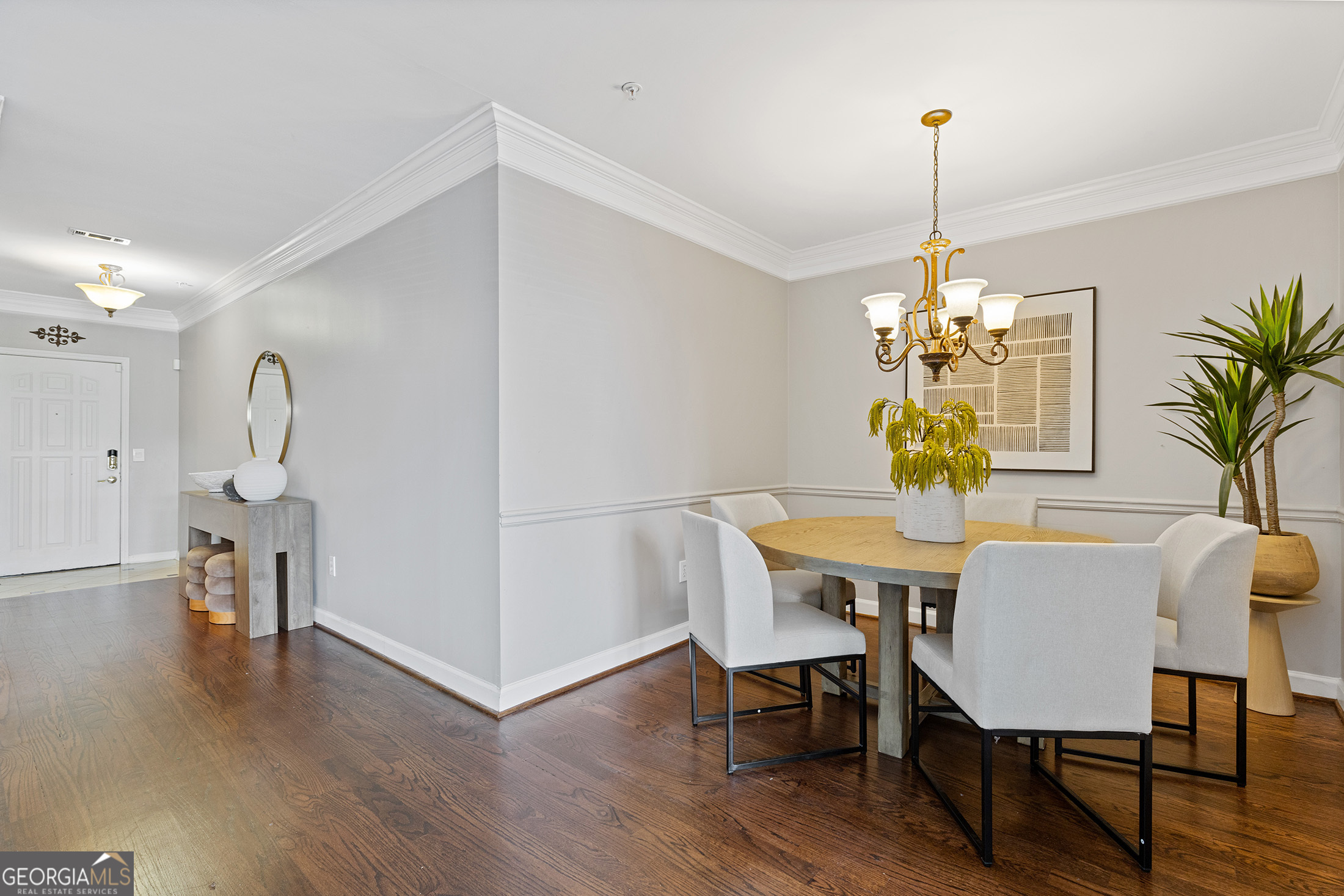 3334 Peachtree Road Ne # 109 Property Photo 4