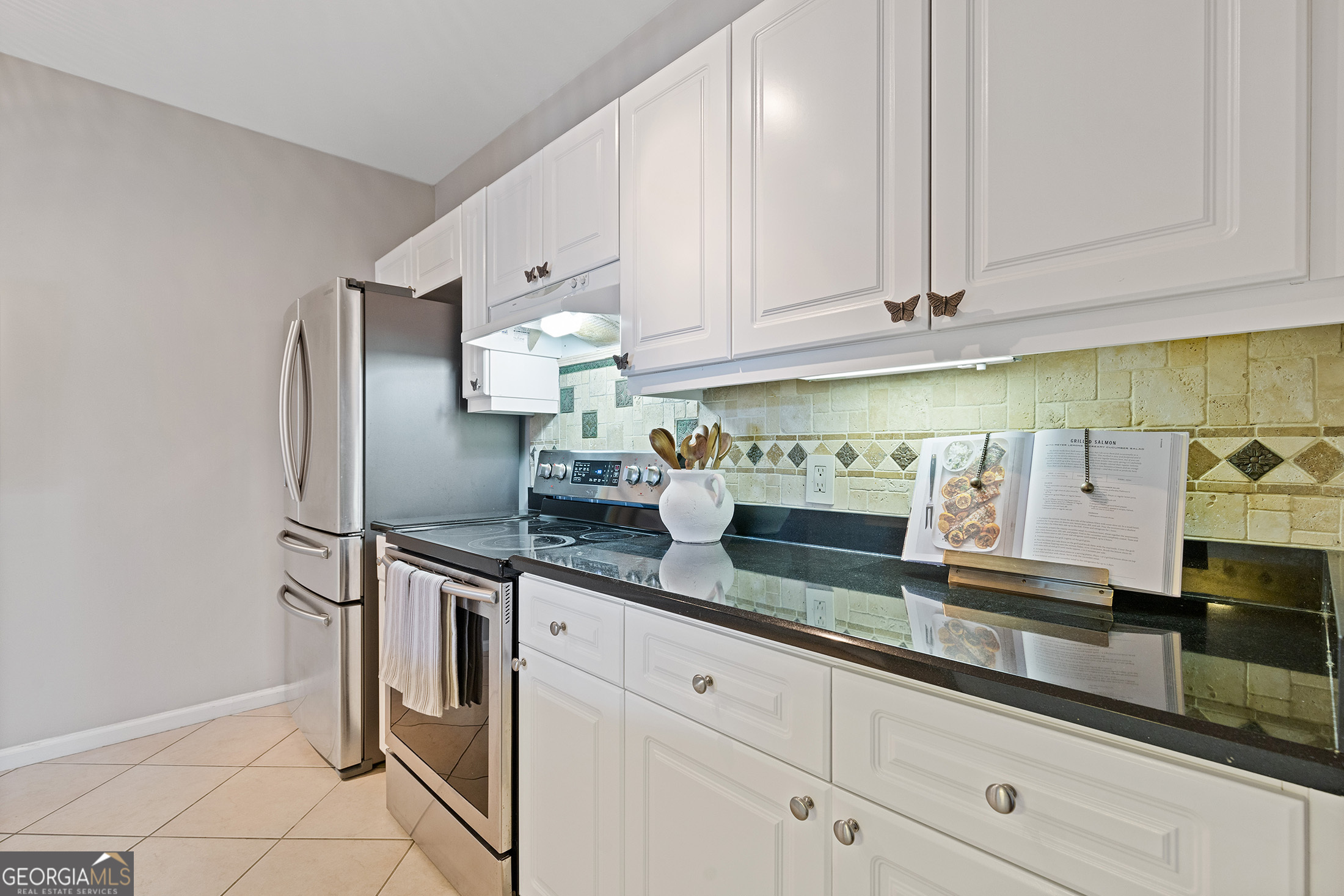 3334 Peachtree Road Ne # 109 Property Photo 10
