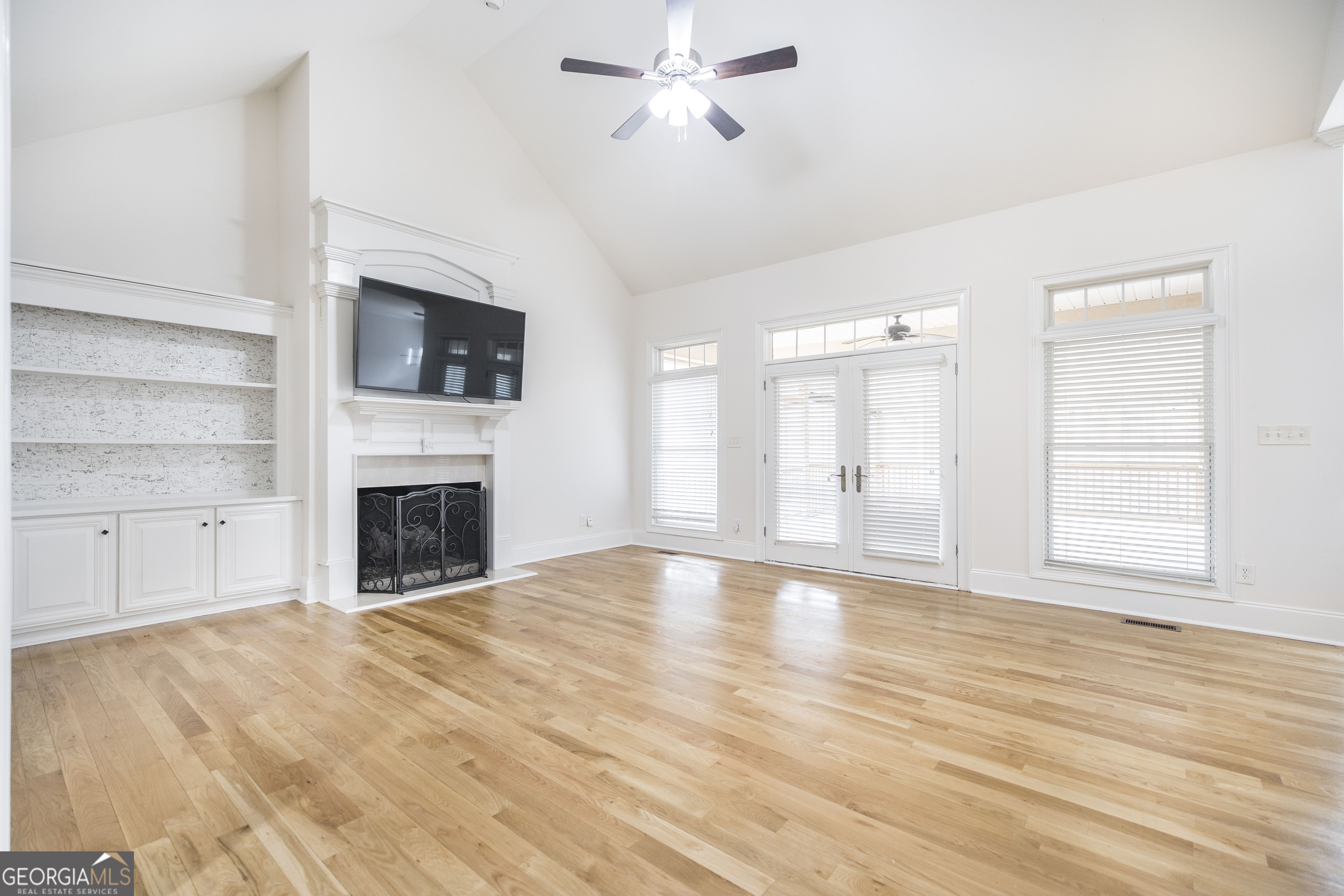 720 Latrobe Way Property Photo 14