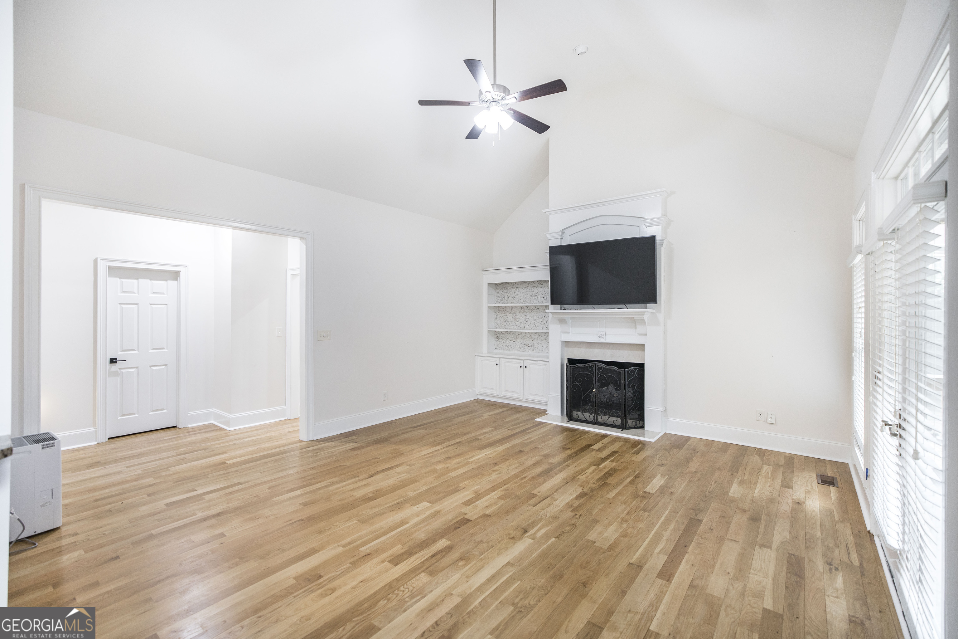 720 Latrobe Way Property Photo 16