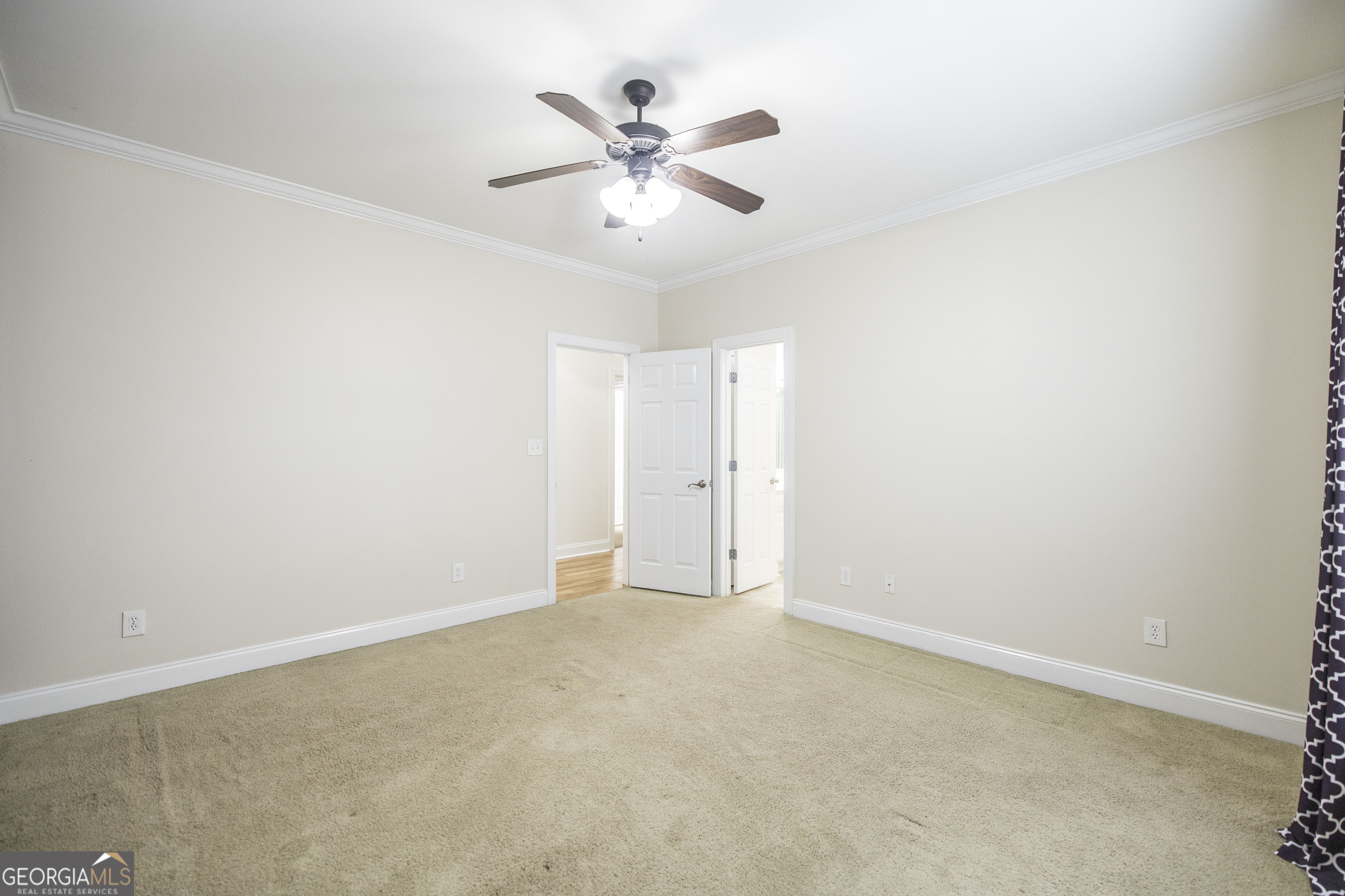 720 Latrobe Way Property Photo 40