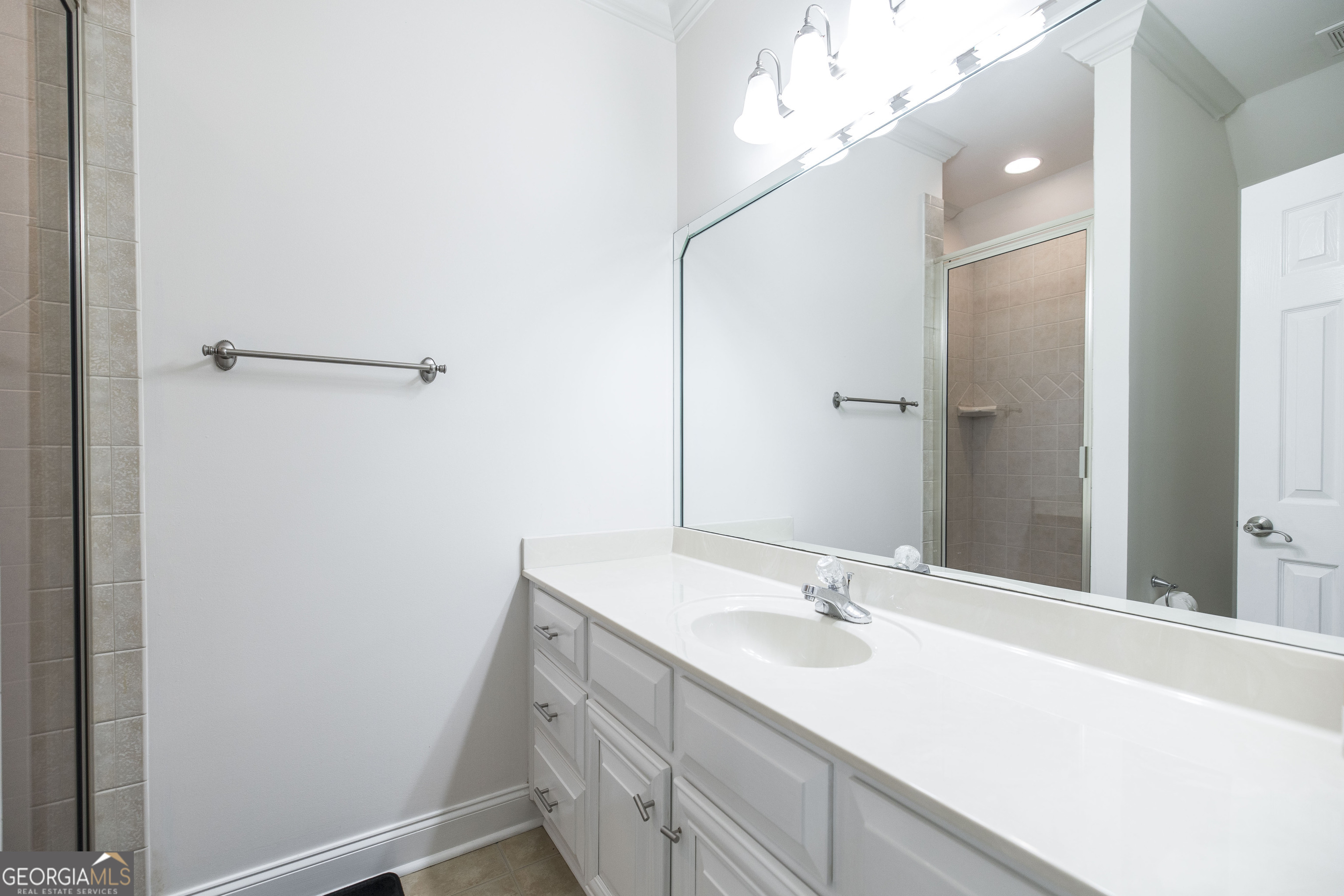 720 Latrobe Way Property Photo 45