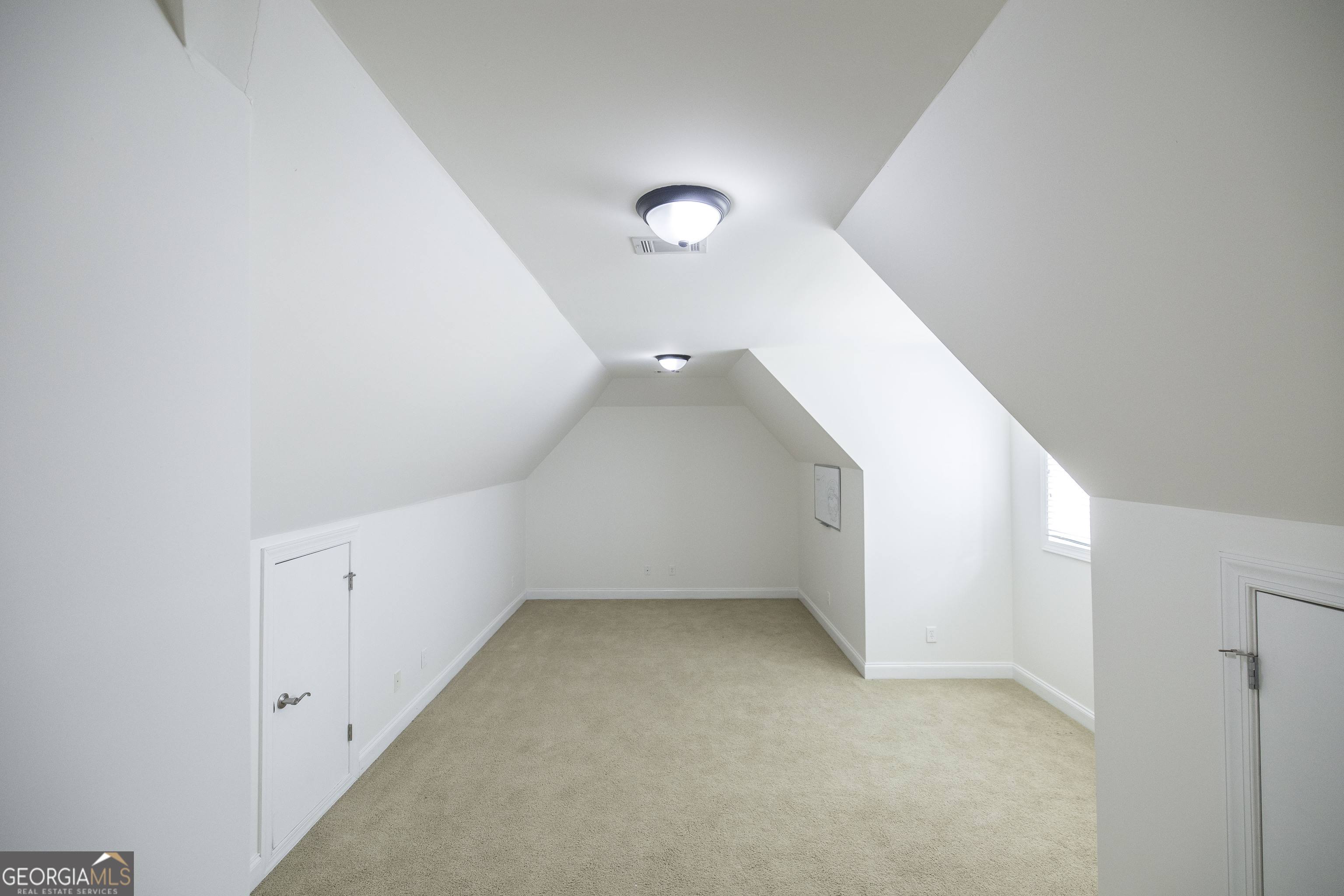 720 Latrobe Way Property Photo 46