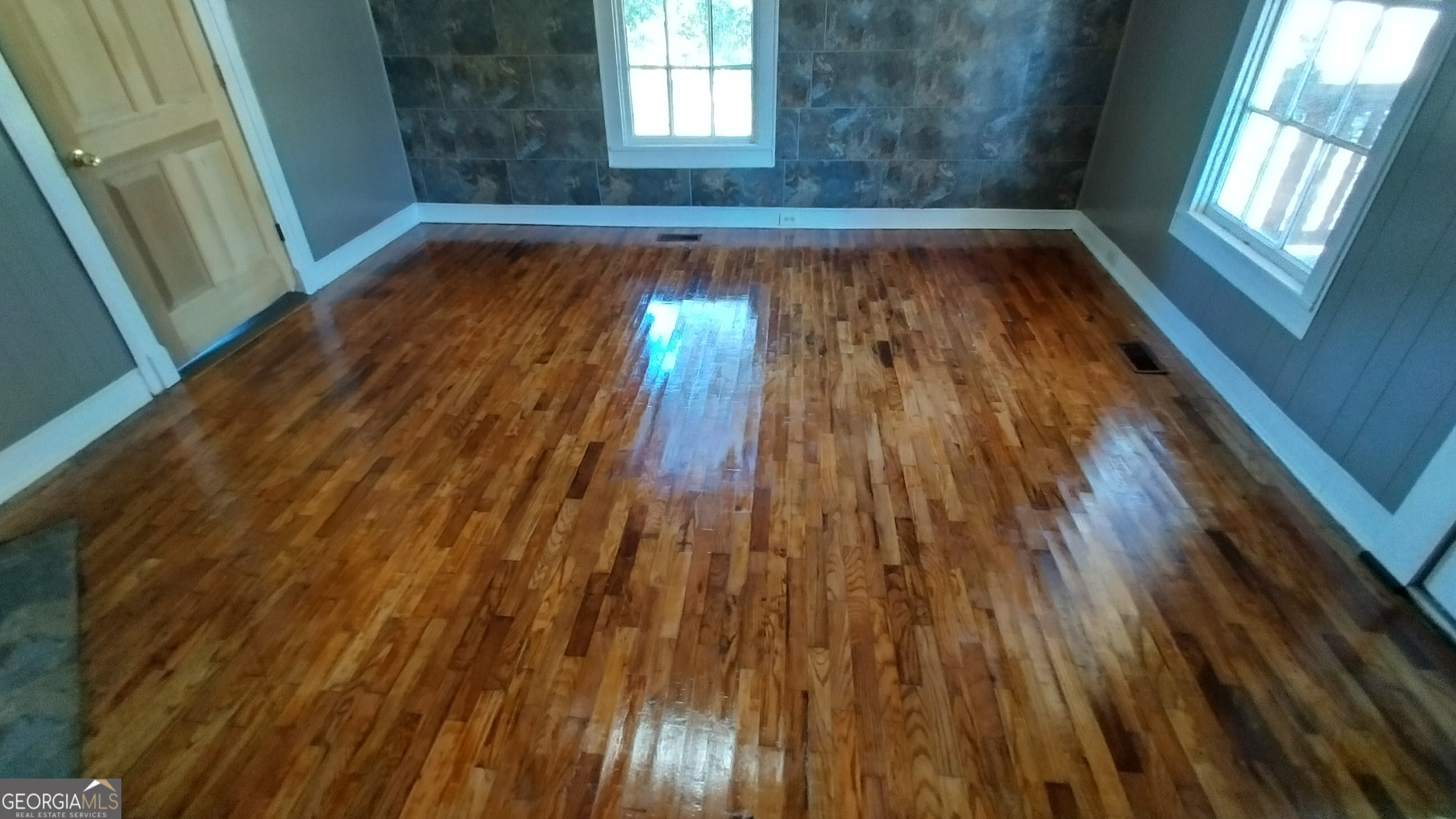 1308 Park Avenue Property Photo 9