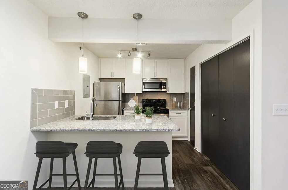 3500 Windcliff Drive # 2608 Property Photo 1