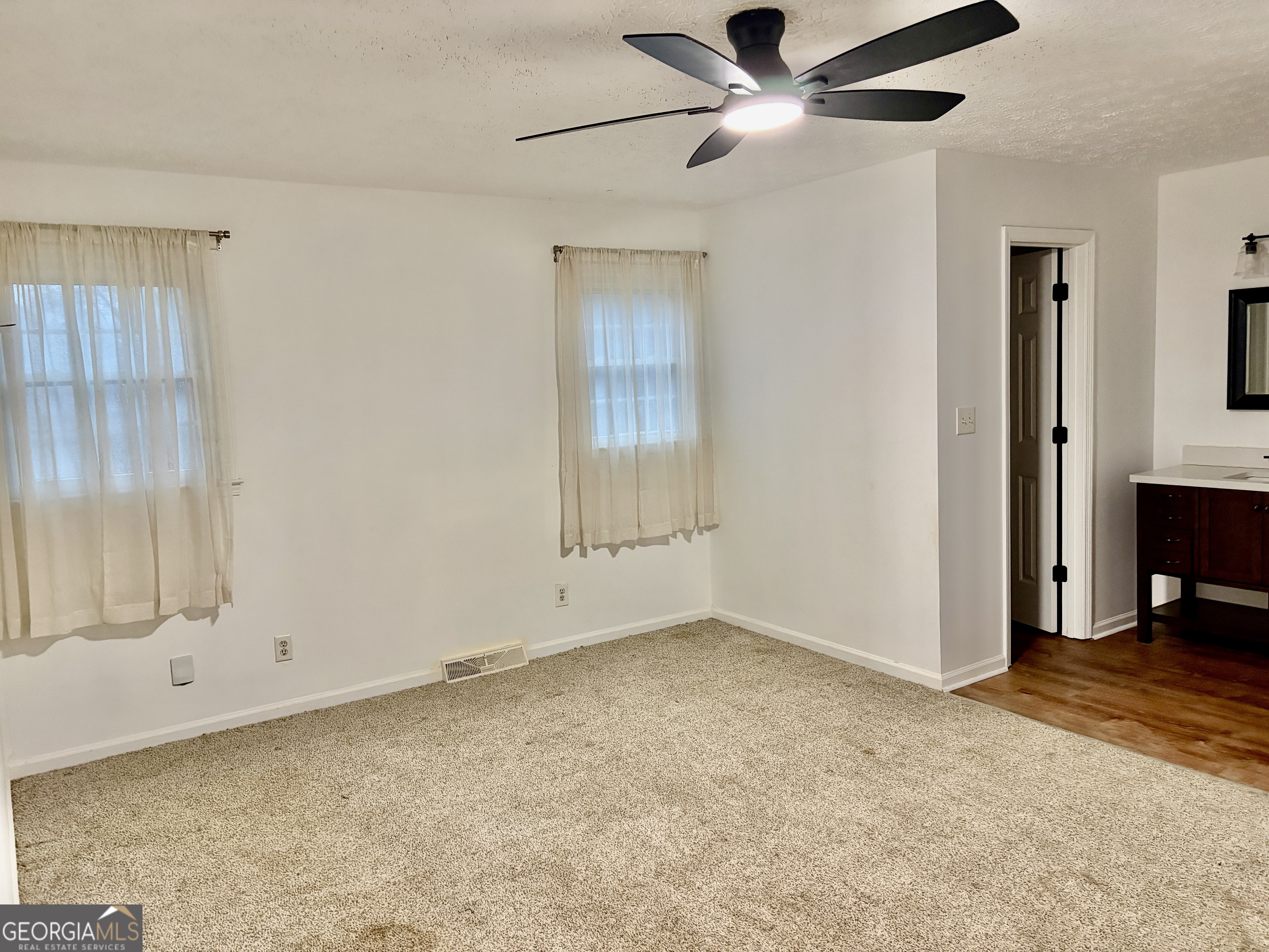 9 Argon Drive Property Photo 9