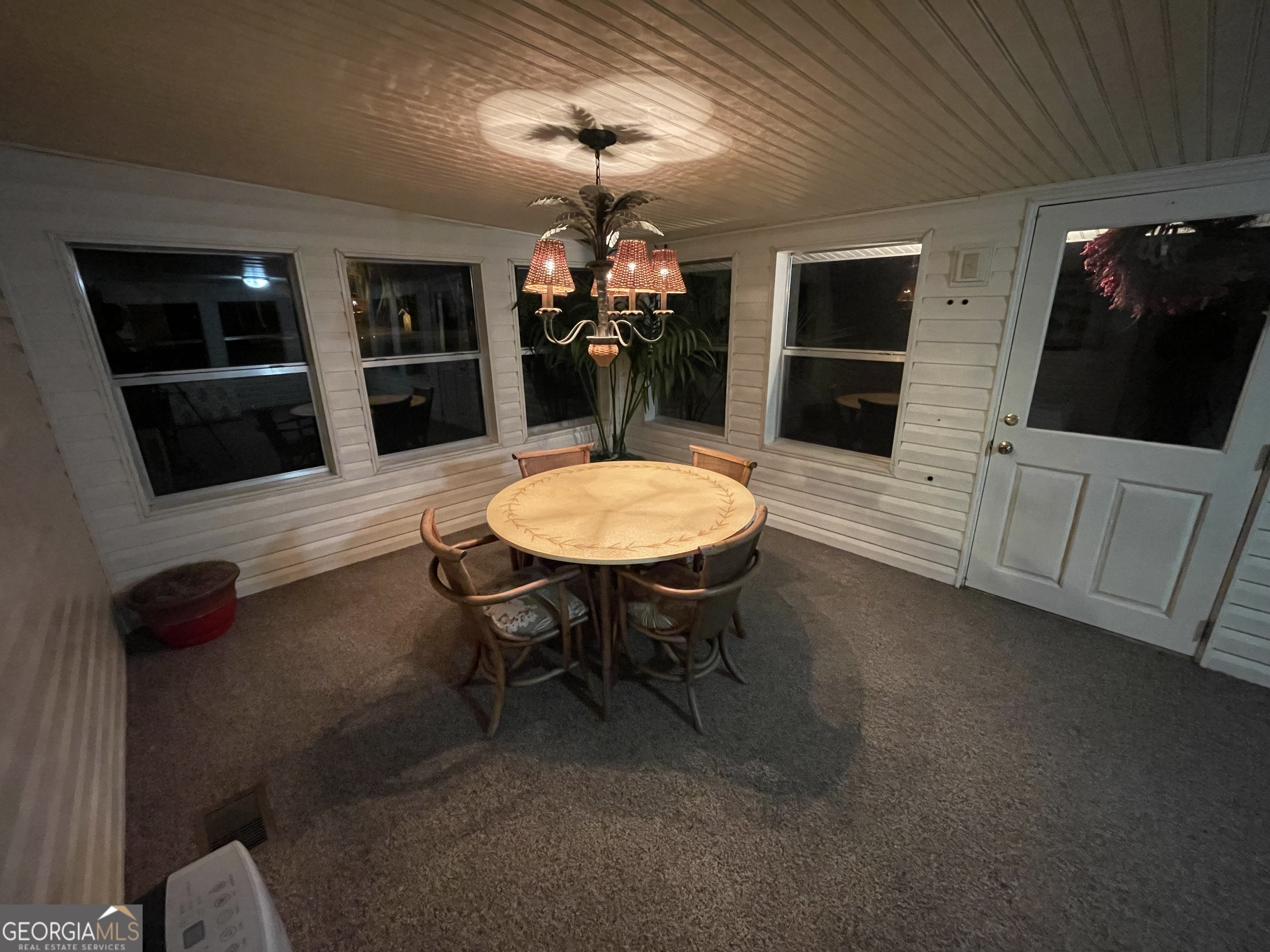 1031 Moore Haven Circle Ne Property Photo 12