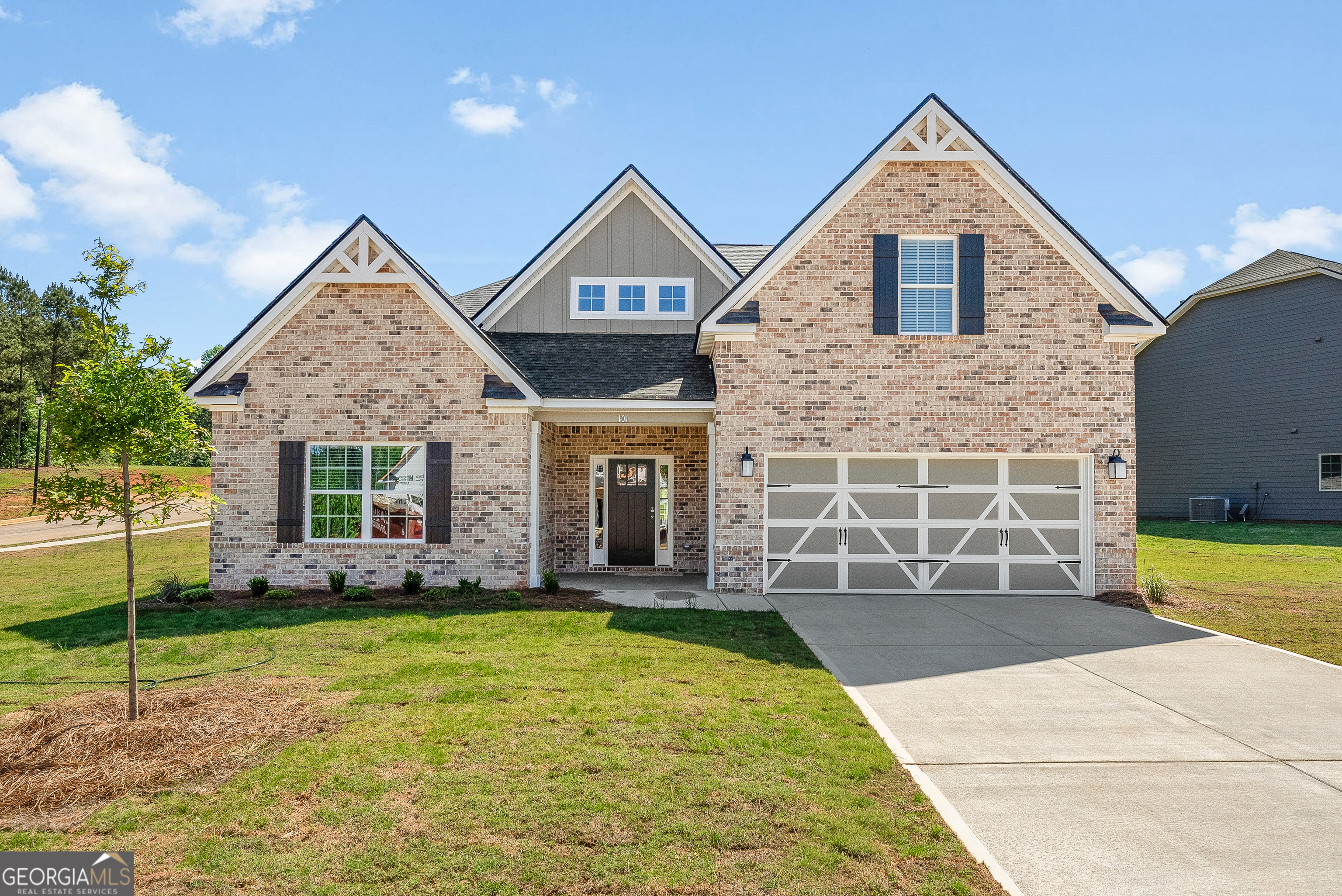101 Beaver Creek Way # 246 Property Photo 1