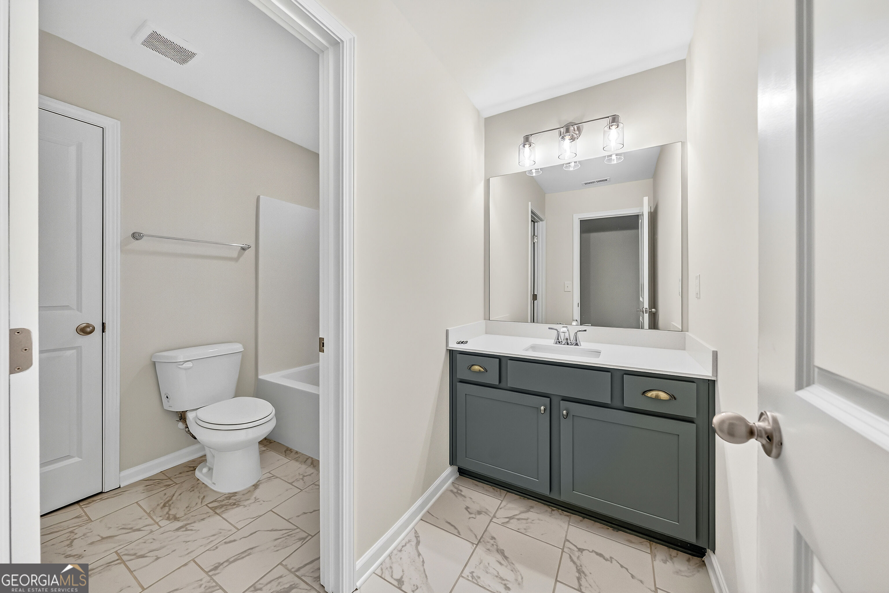 101 Beaver Creek Way # 246 Property Photo 16
