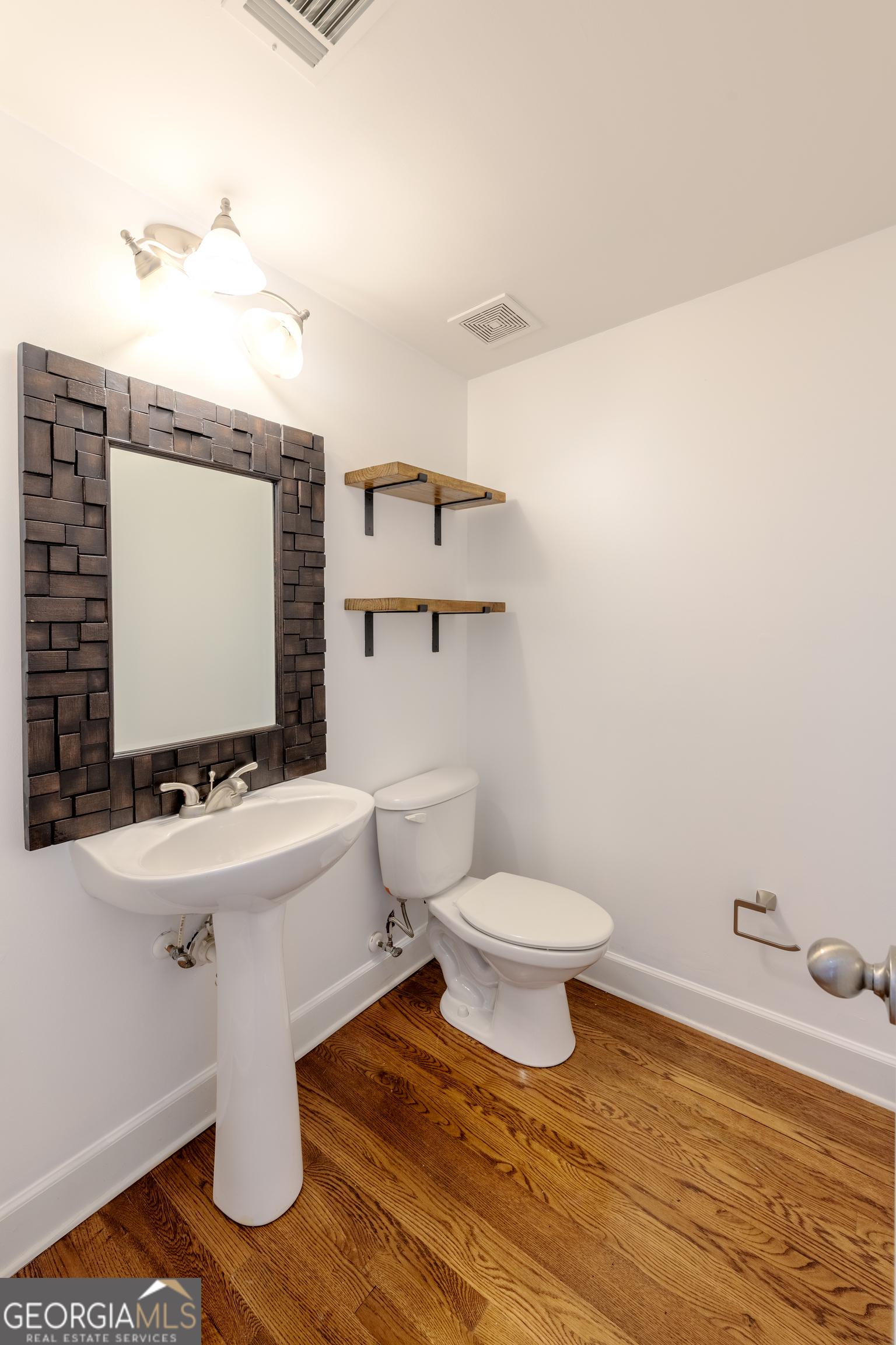 3251 Tomeh Way Property Photo 17