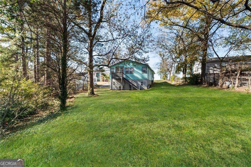 5211 Oakdale Road Se Property Photo 2