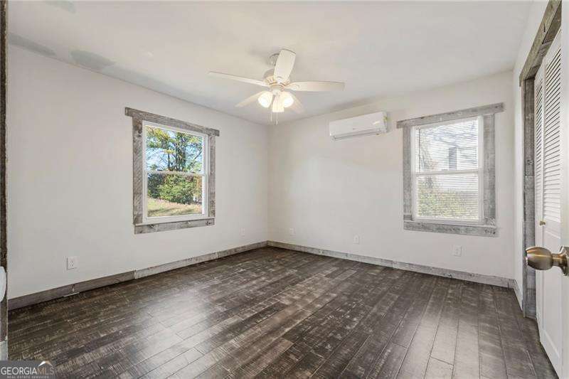 5211 Oakdale Road Se Property Photo 25