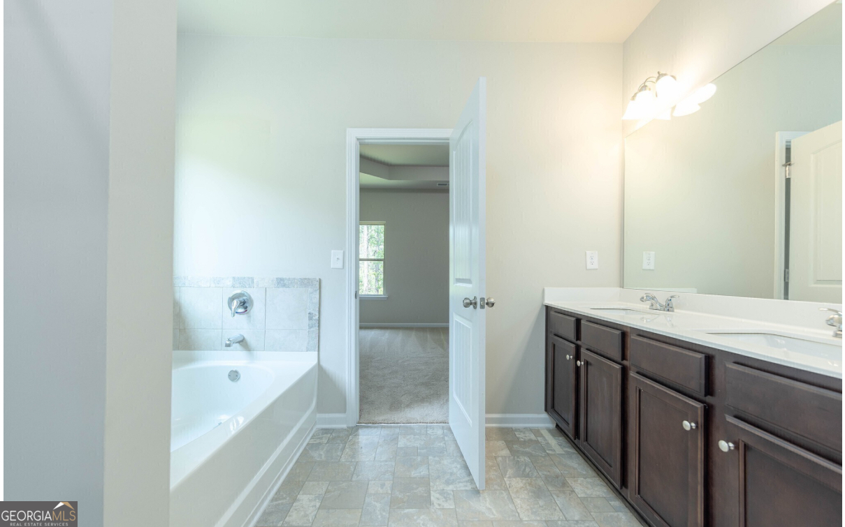 151 Cherokee Rose Drive Property Photo 18
