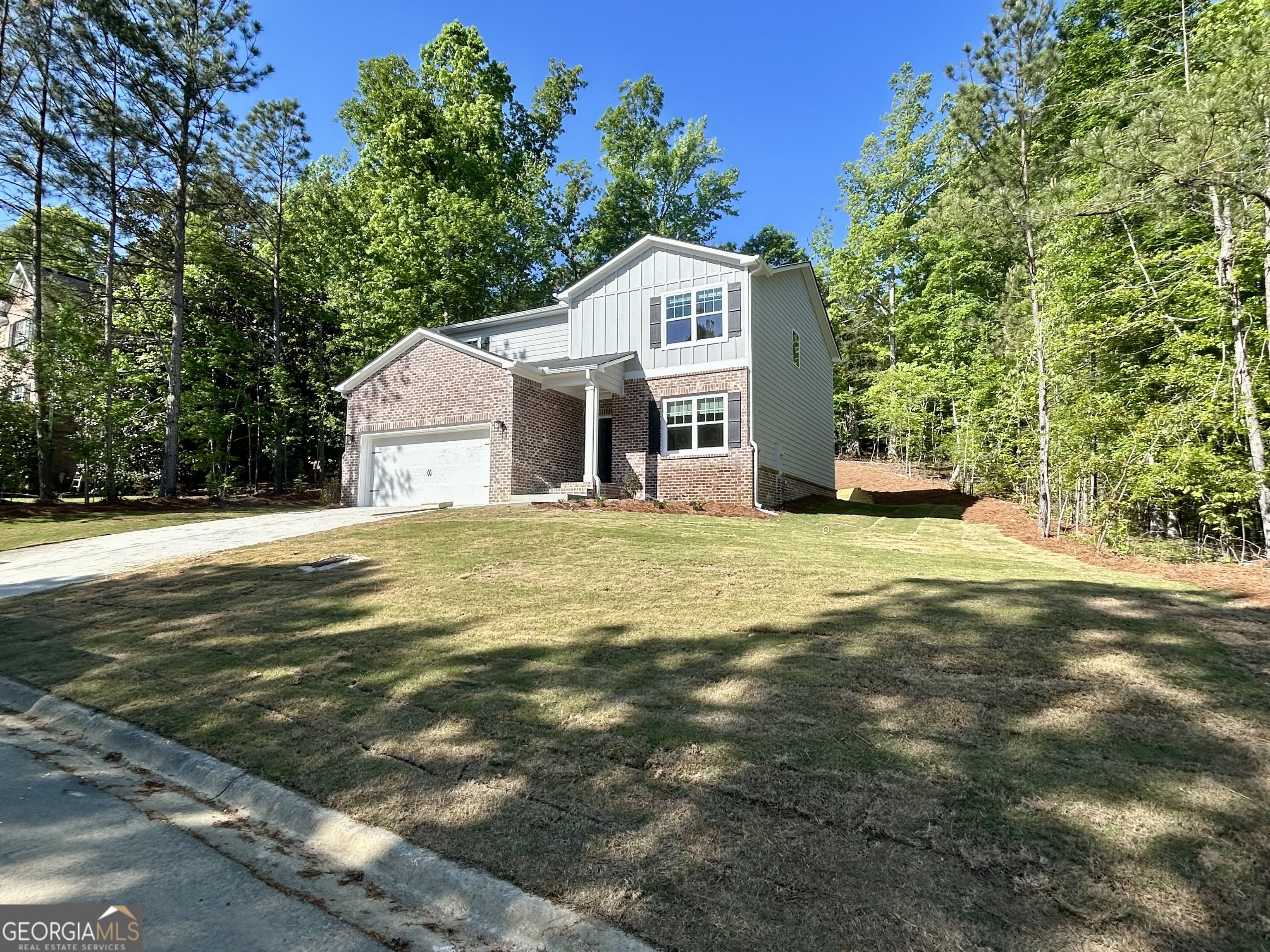 4 Stonebrook Drive Property Photo 2