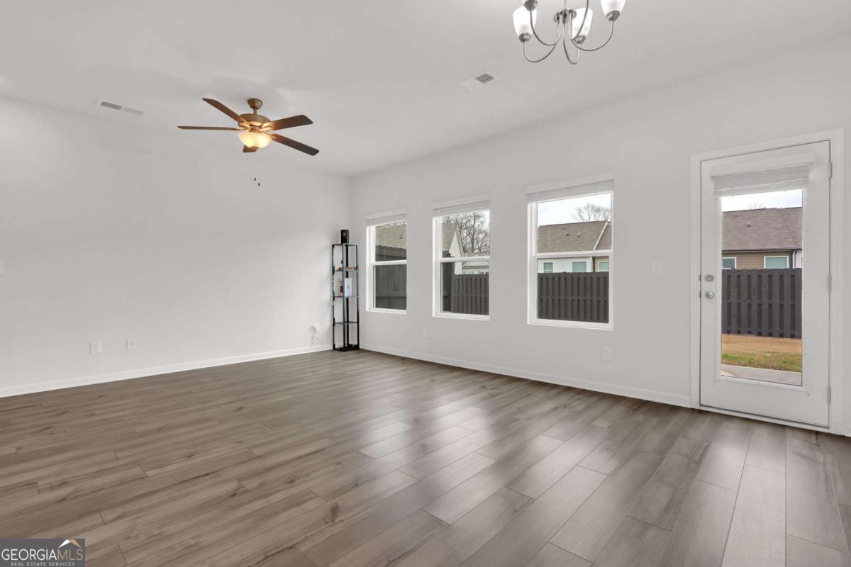 59 Regent Park Property Photo 8